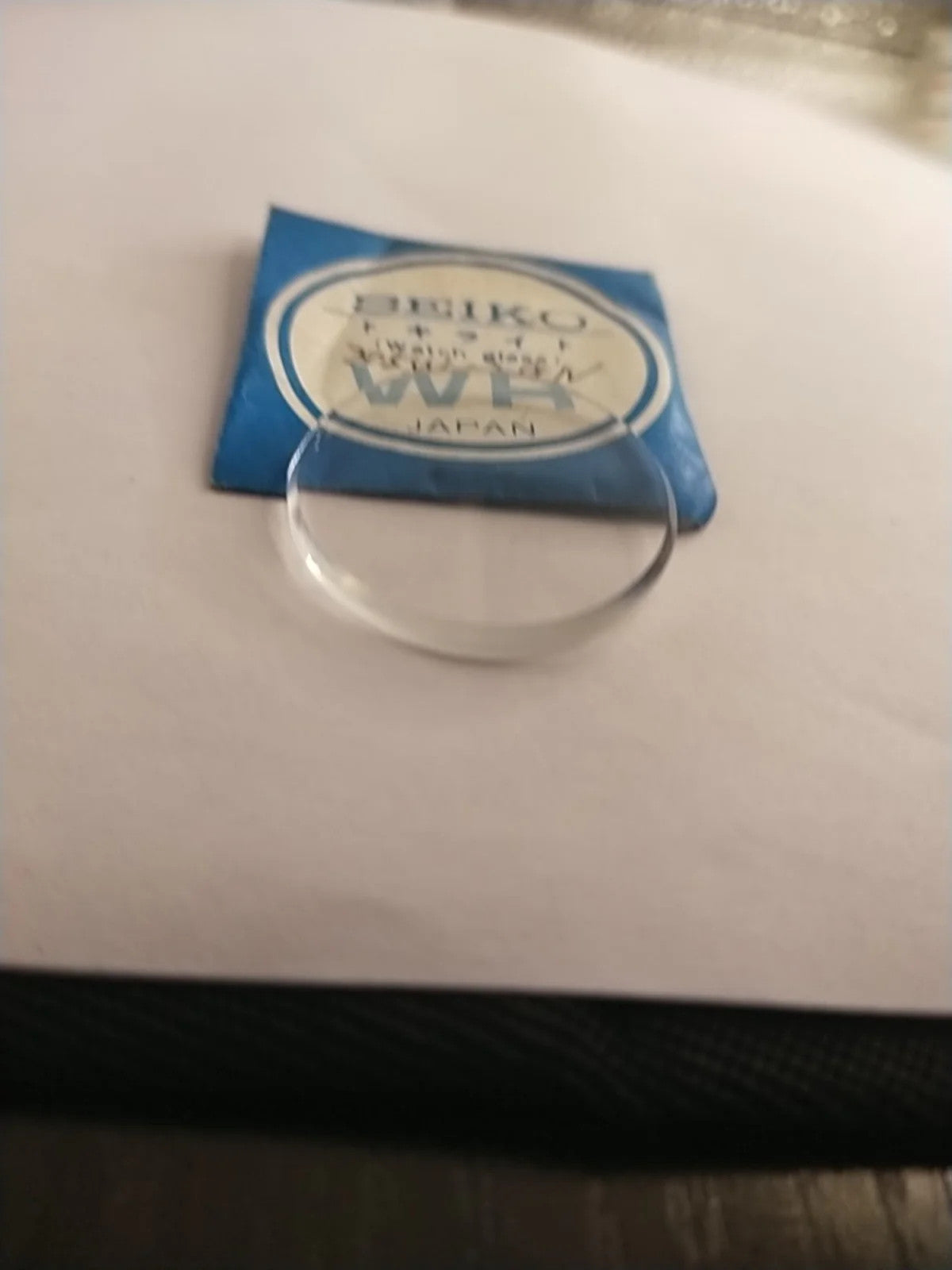 New Old Stok original Seiko glass 305W12GN