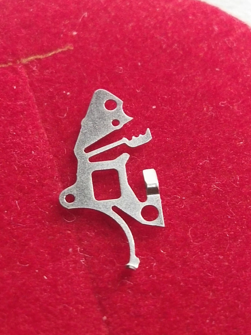 Seiko Part. 388 350 Sitting lever Spring Cal. 2A22A/23/27/29 (1pc