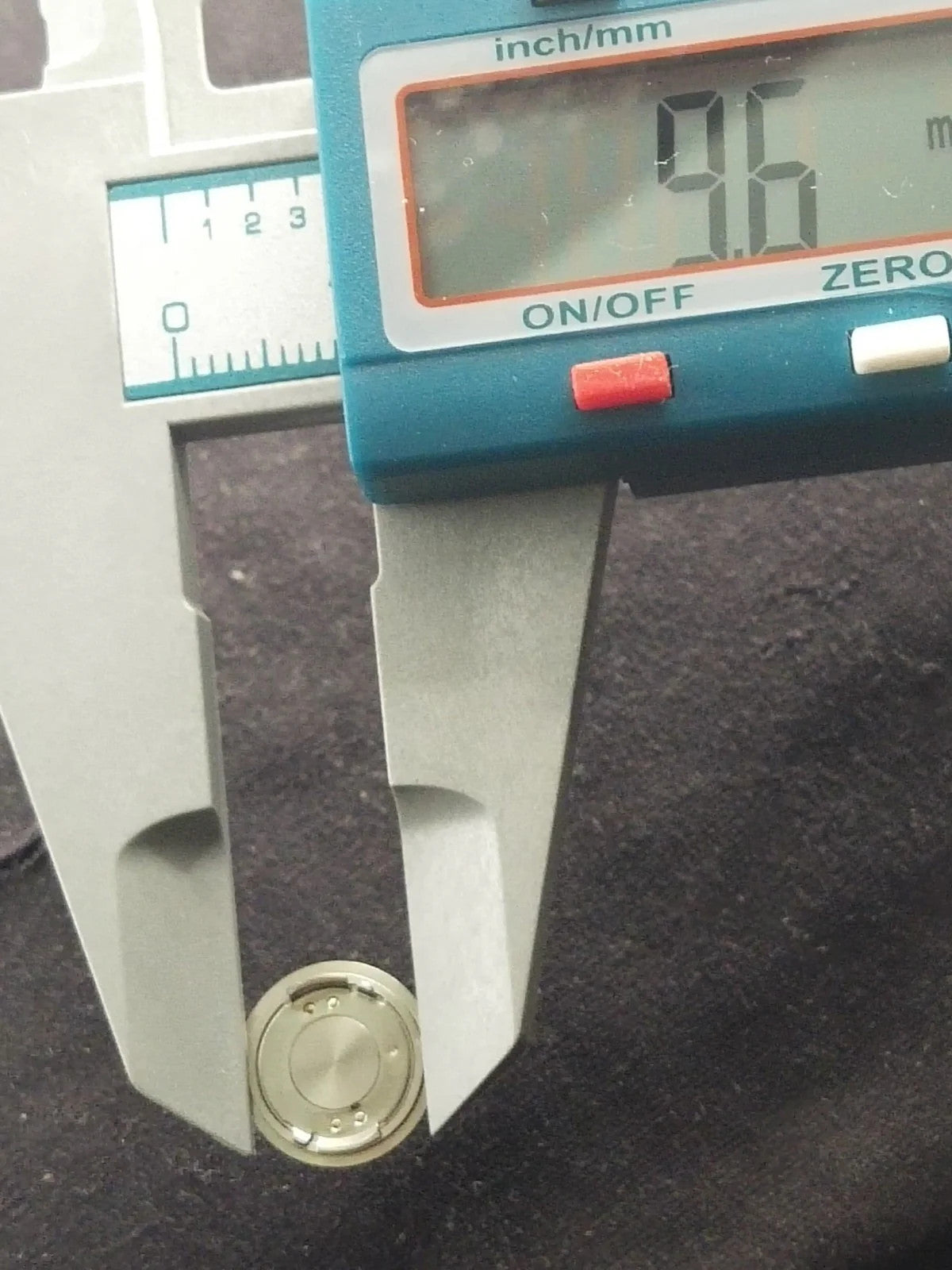 NOS Seiko Part . 8359 9649 Battery Hatch Cover