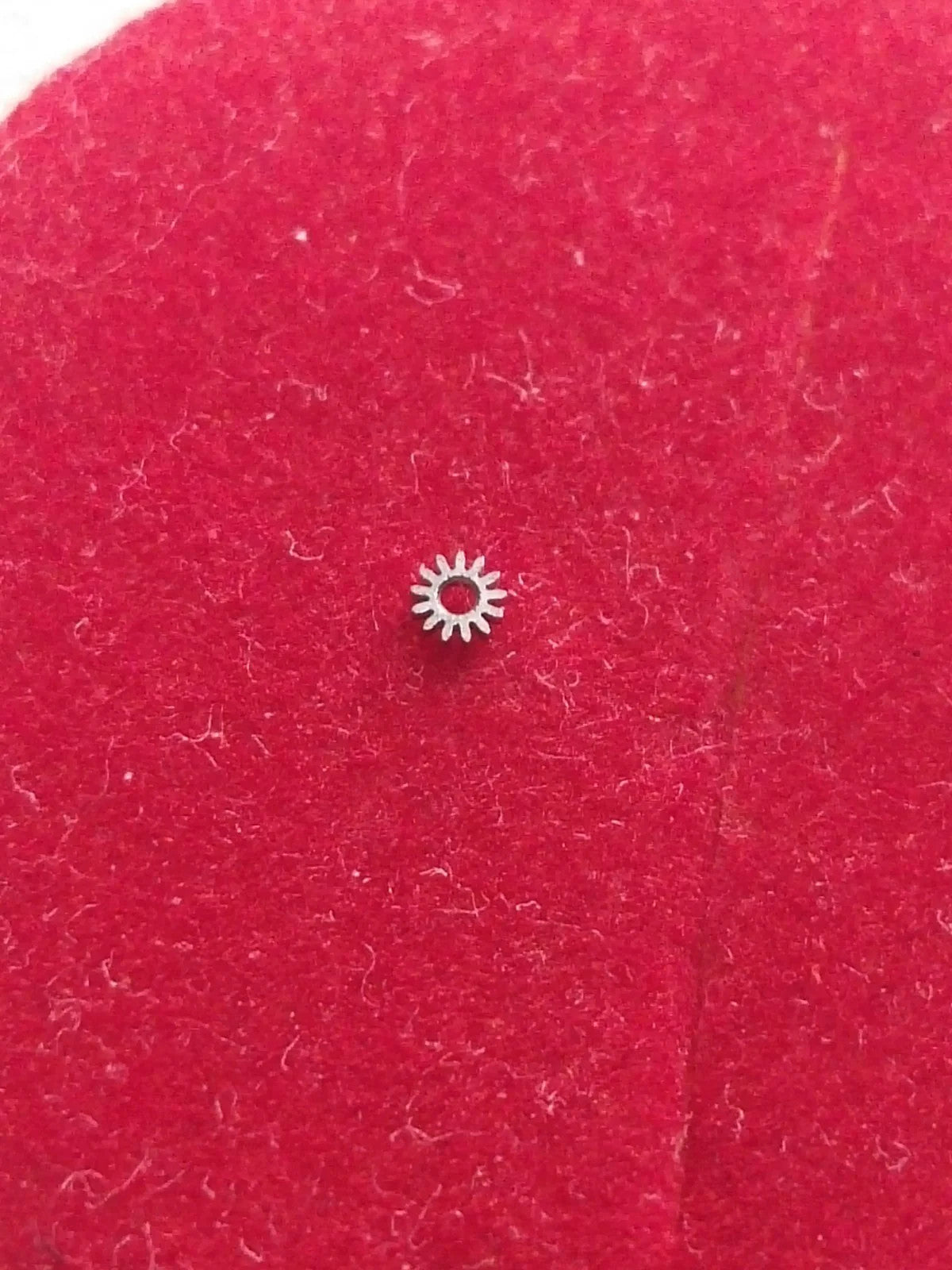 NOS Seiko Parts 962 820/Cal. 8223A/(1pc