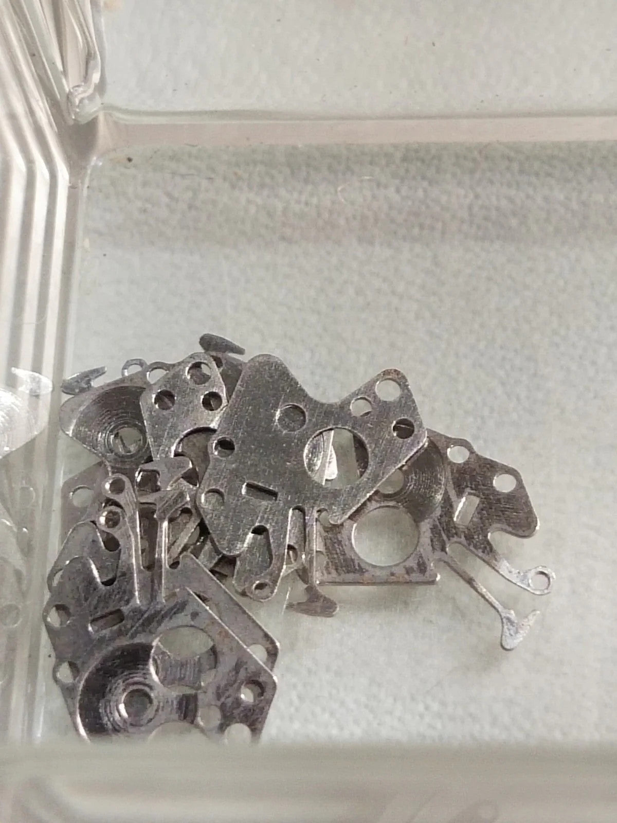 Seiko Part. 386 770 Sitting lever Spring Cal. 47A (1pc