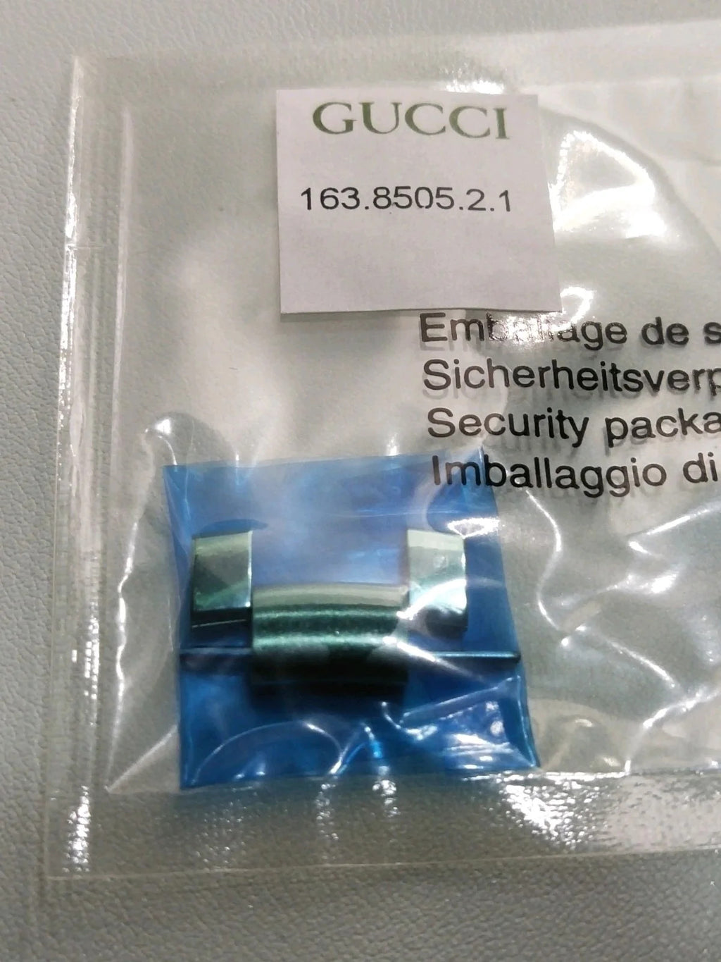 GUCCI Original / Link golden color / Part No. 163.8505.2.1 / 18m.m