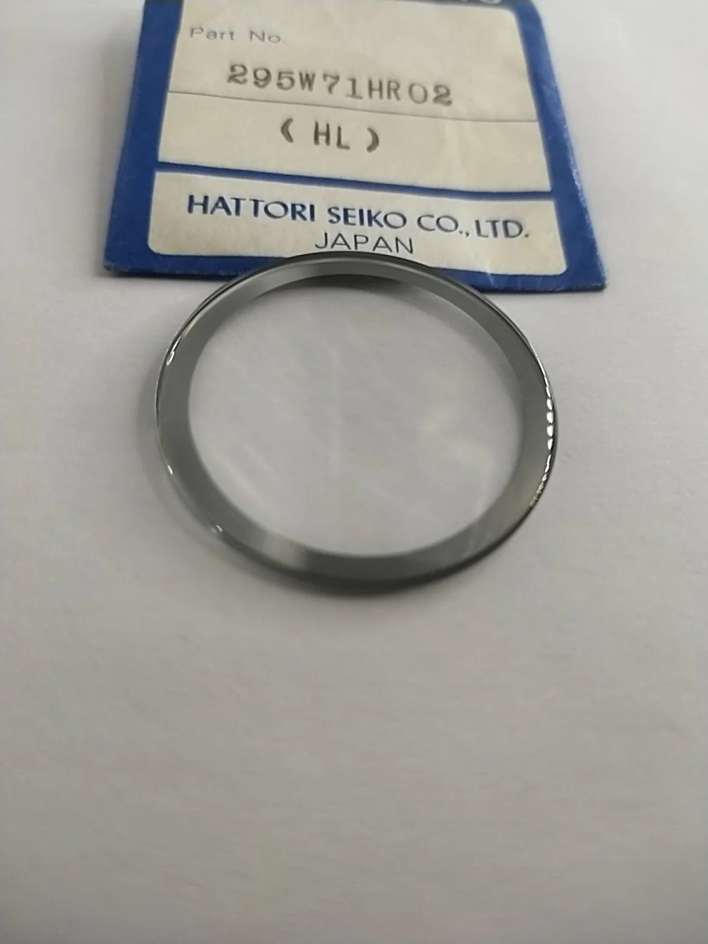 New Old Stok original Seiko glass 295W71HR02