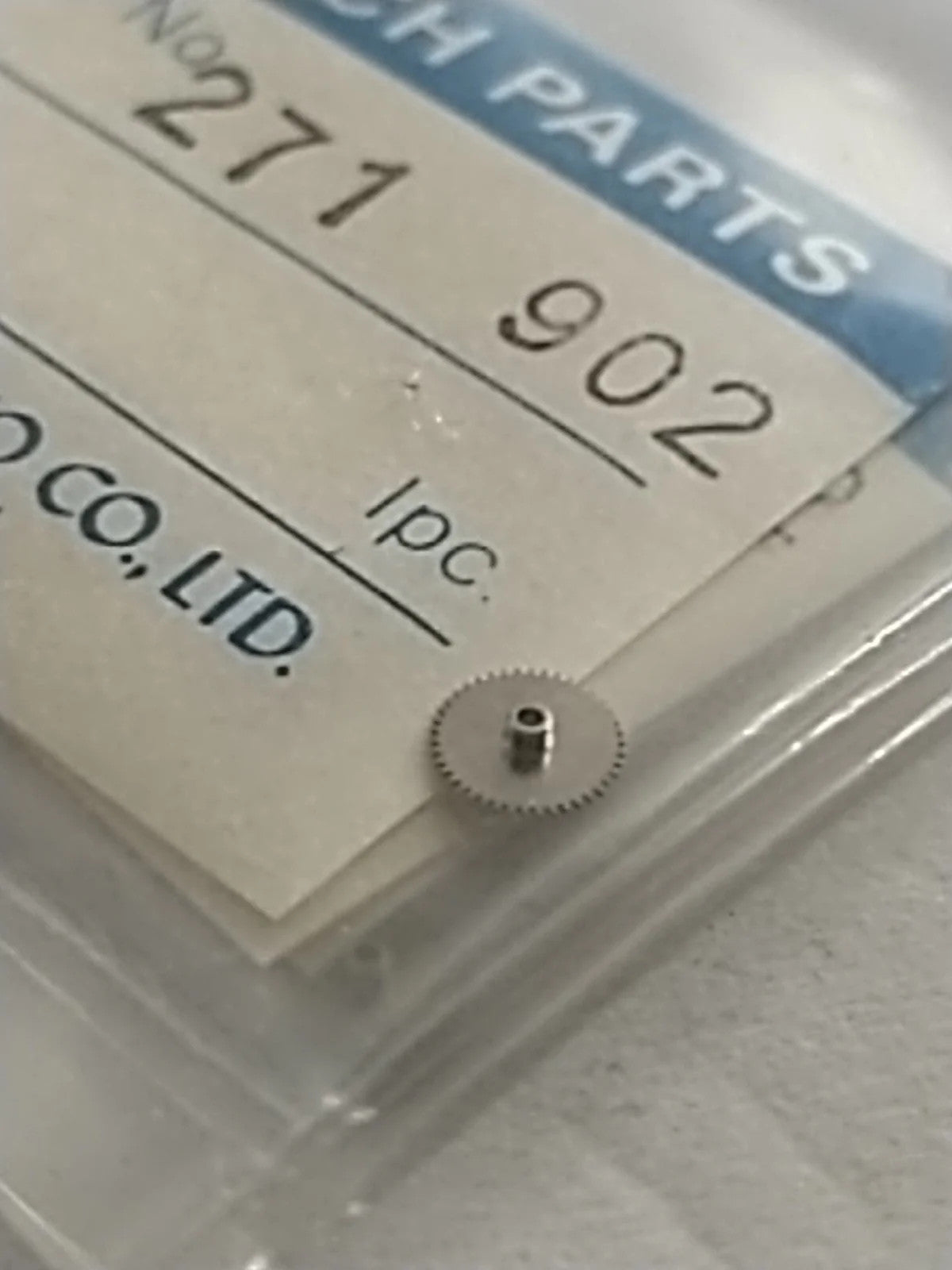 ORIGINAL SEIKO Hour Wheel / Part . 271 902