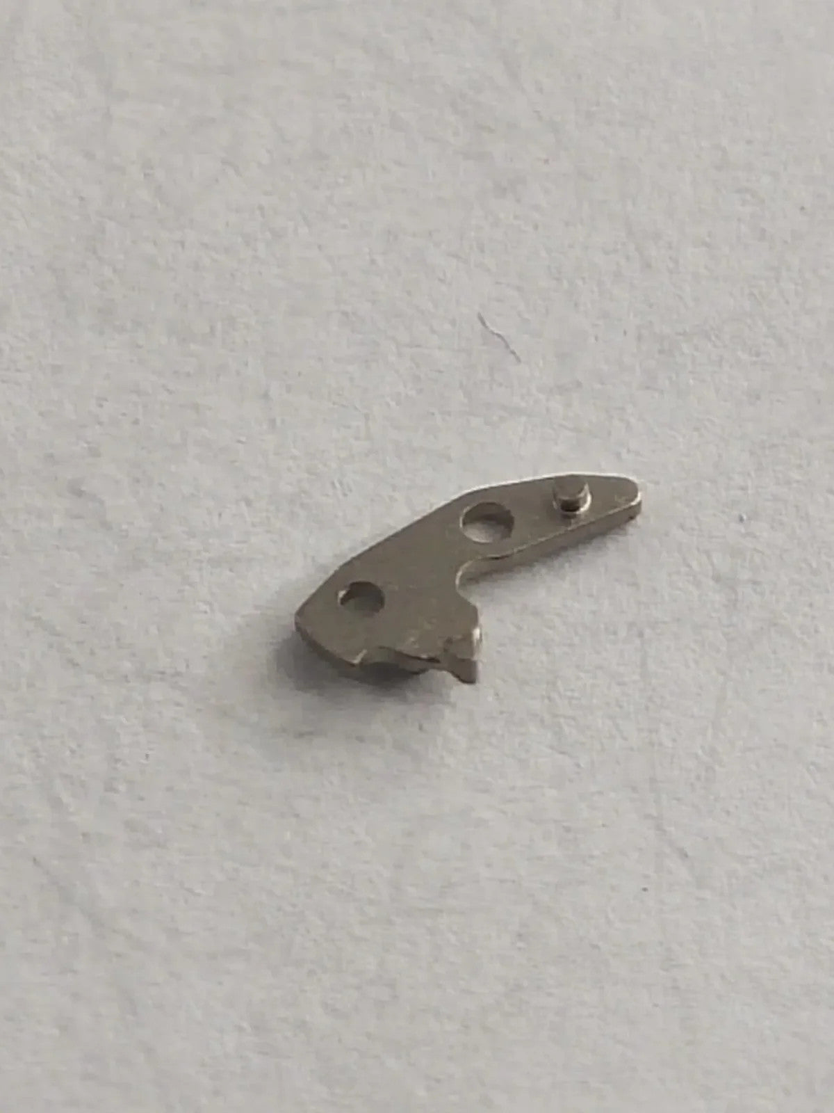 NOS SEIKO / Sitting lever/ Part . 383 223/24/25/29/Cal. 2206A/2242A/2245A/1Pc