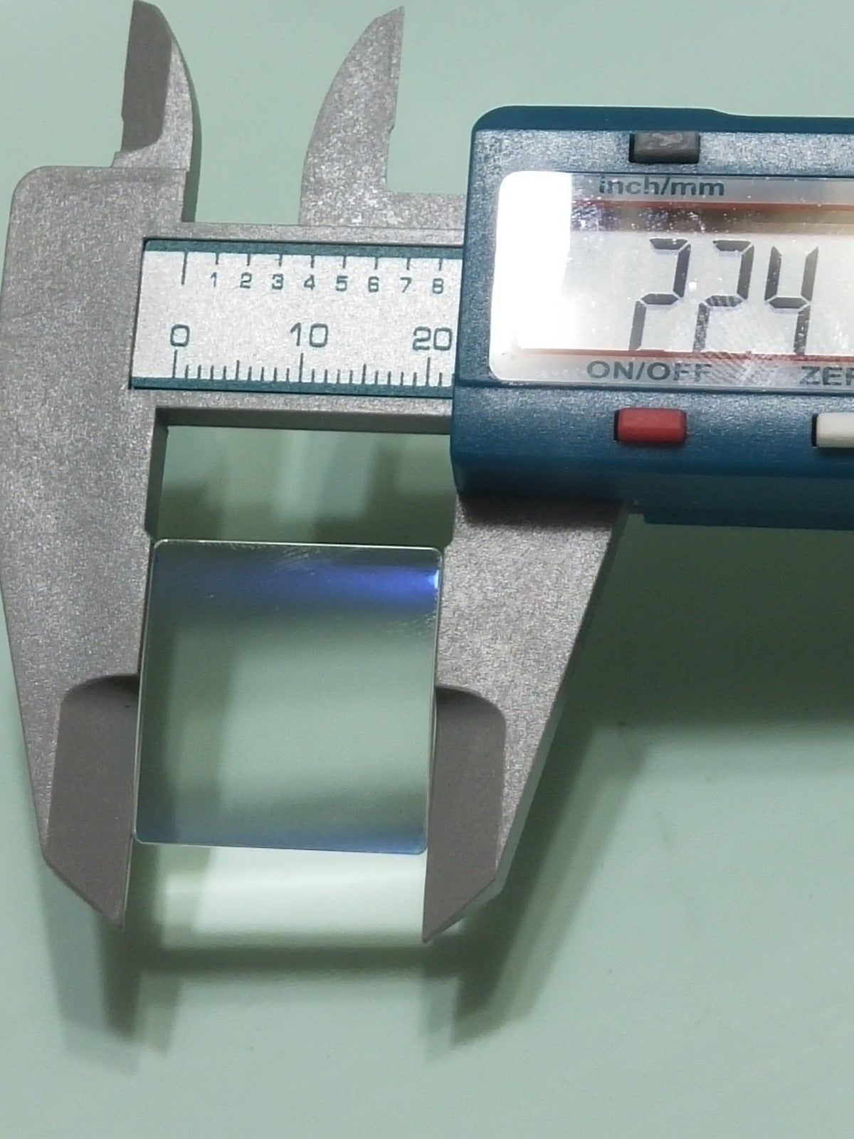 GUCCI Original /Sapphire Crystal / Part No. 110.74/7700M-Chrono 