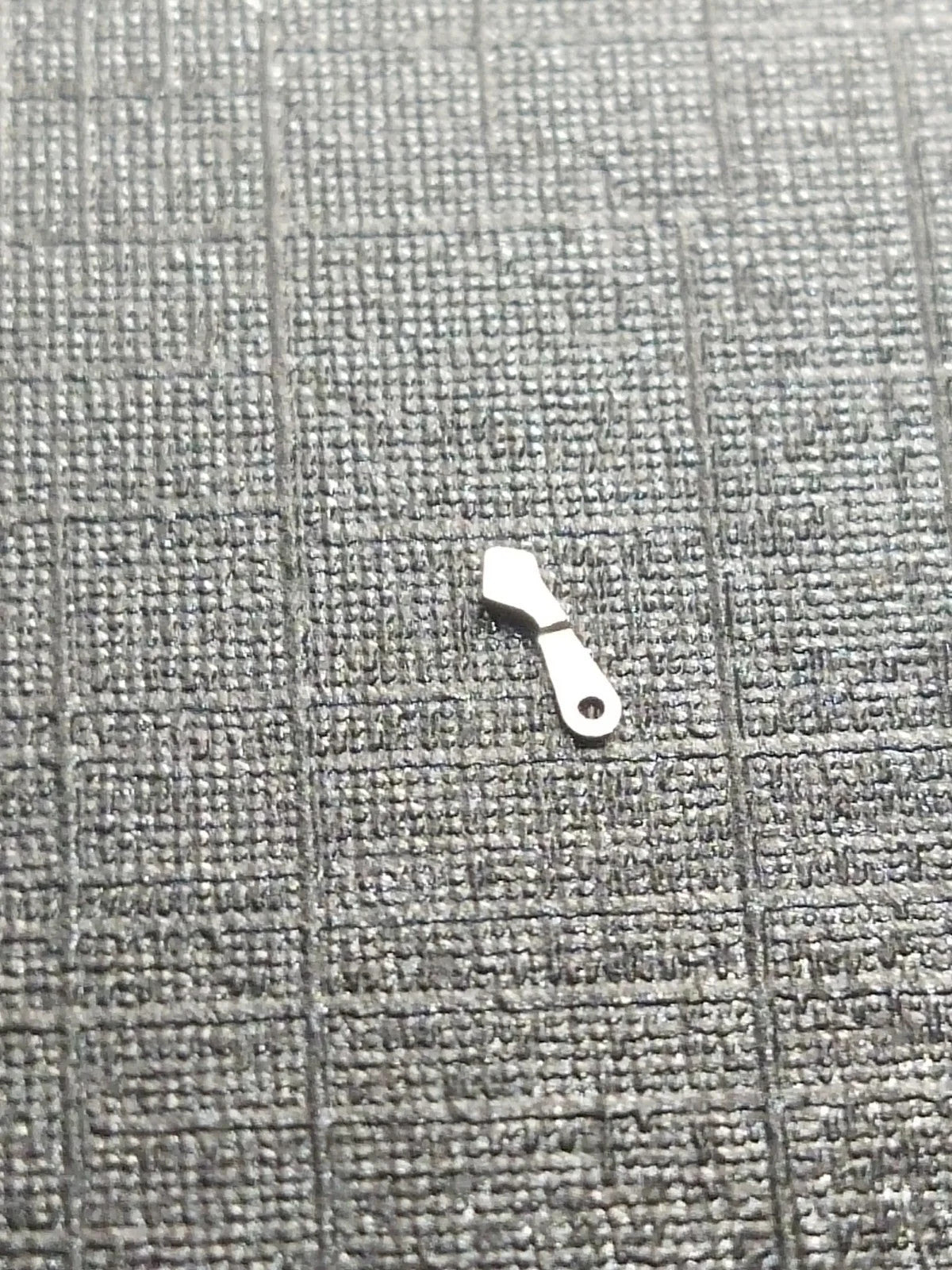 Seiko Part. 810 220 Date Jumper Cal. 2202A/2205A/2242A/2245A/ (1pc