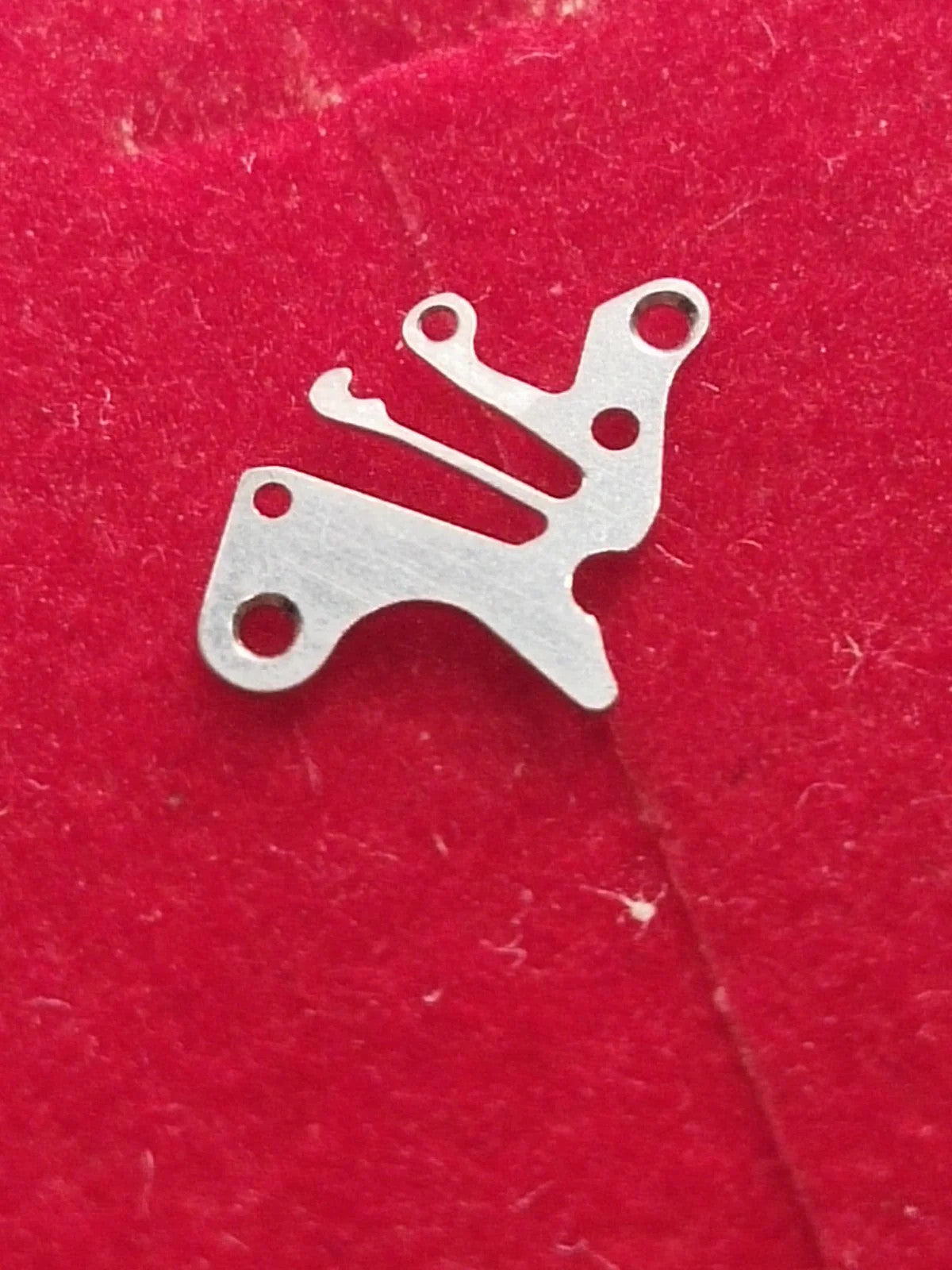 Seiko Part. 386 110 Sitting lever Spring Cal. 1104A (1pc