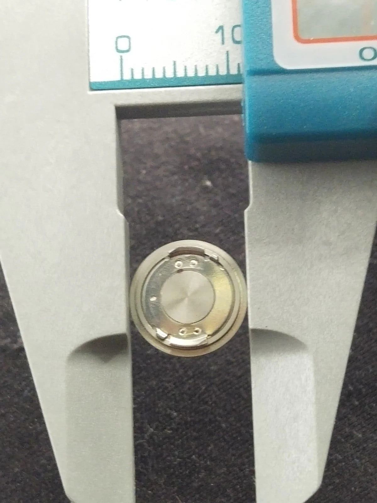 NOS Seiko Part . 8359 9649 Battery Hatch Cover