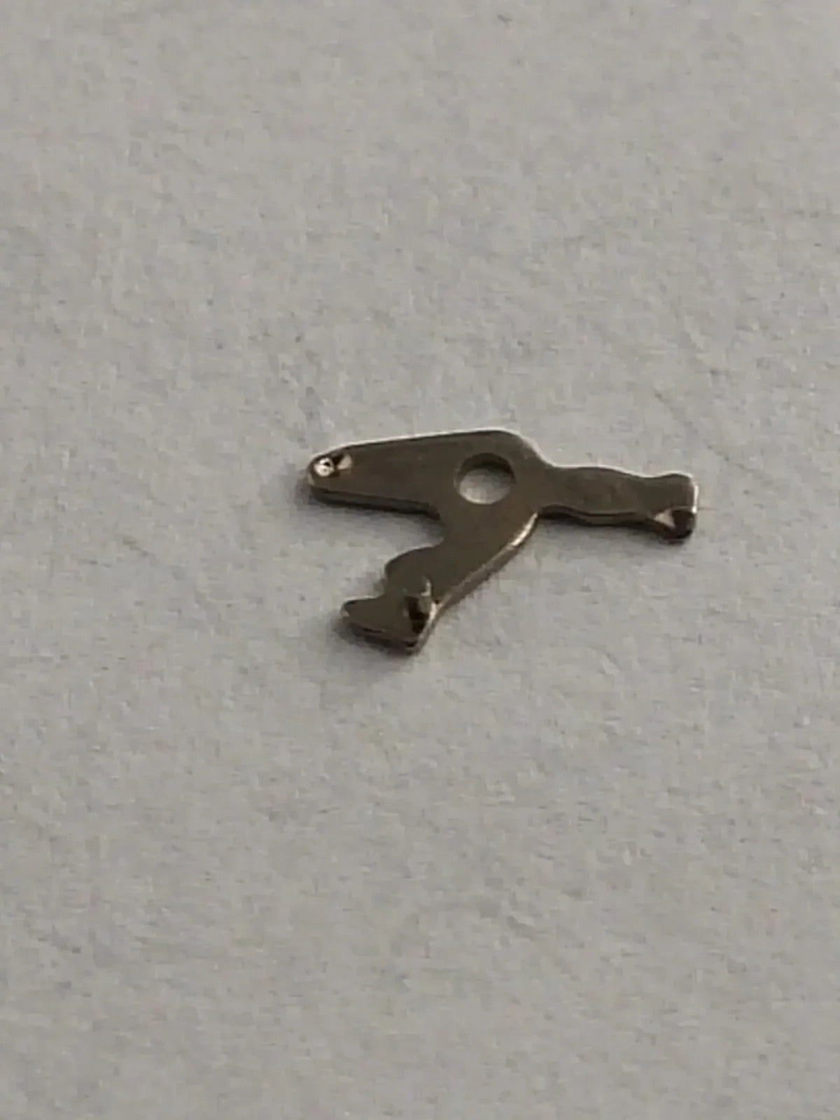 NOS SEIKO PARTS / Sitting lever/ Part . 383 920 /1pc