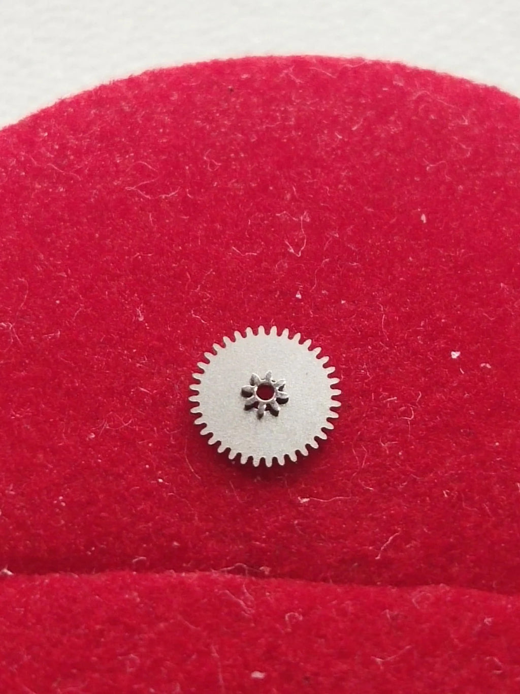 NOS Seiko Parts 261 611/Cal. 6138A.B/1 Pc