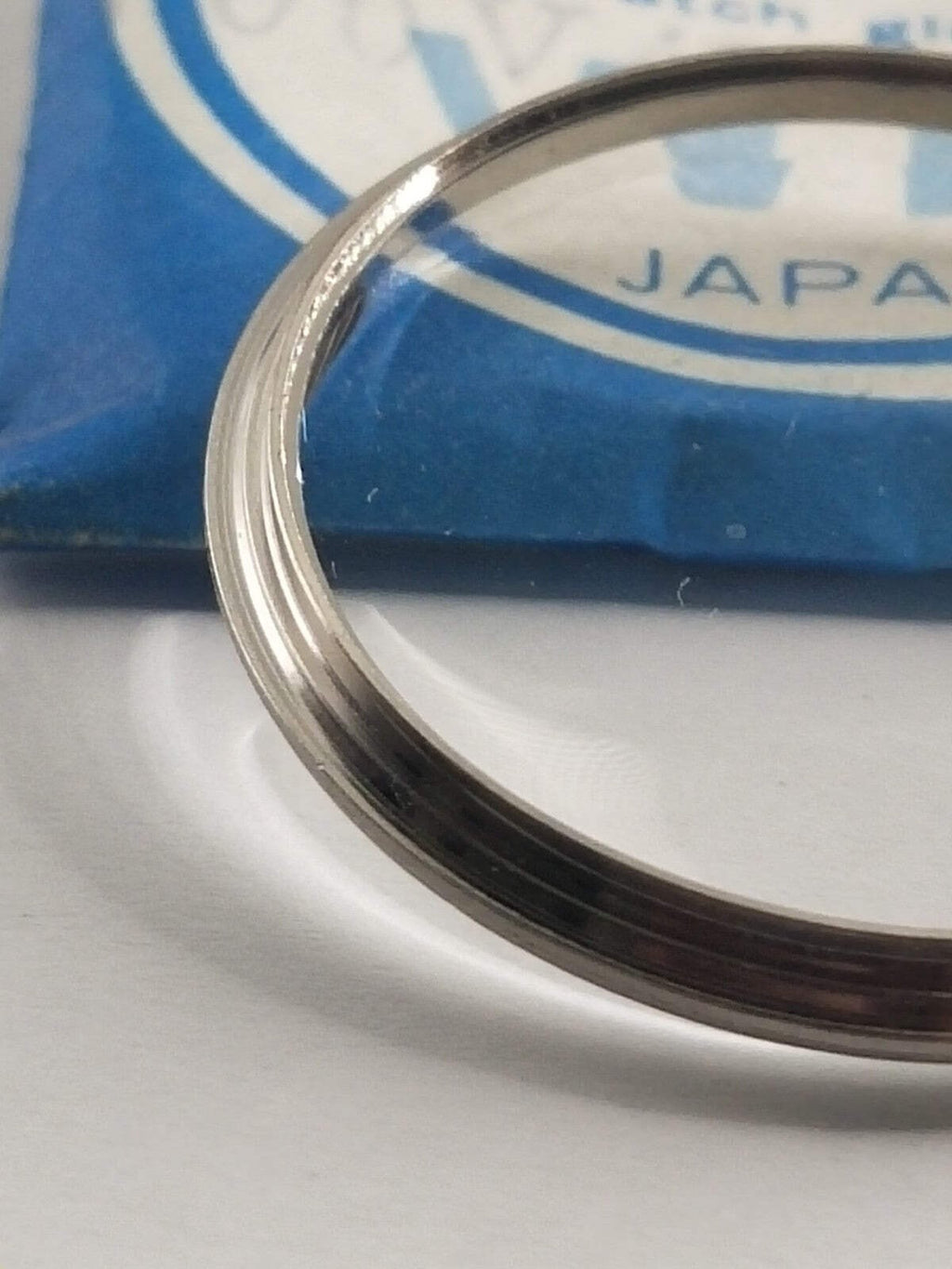 New old stock original Seiko glass 300V42GAS ....... 2383-7000