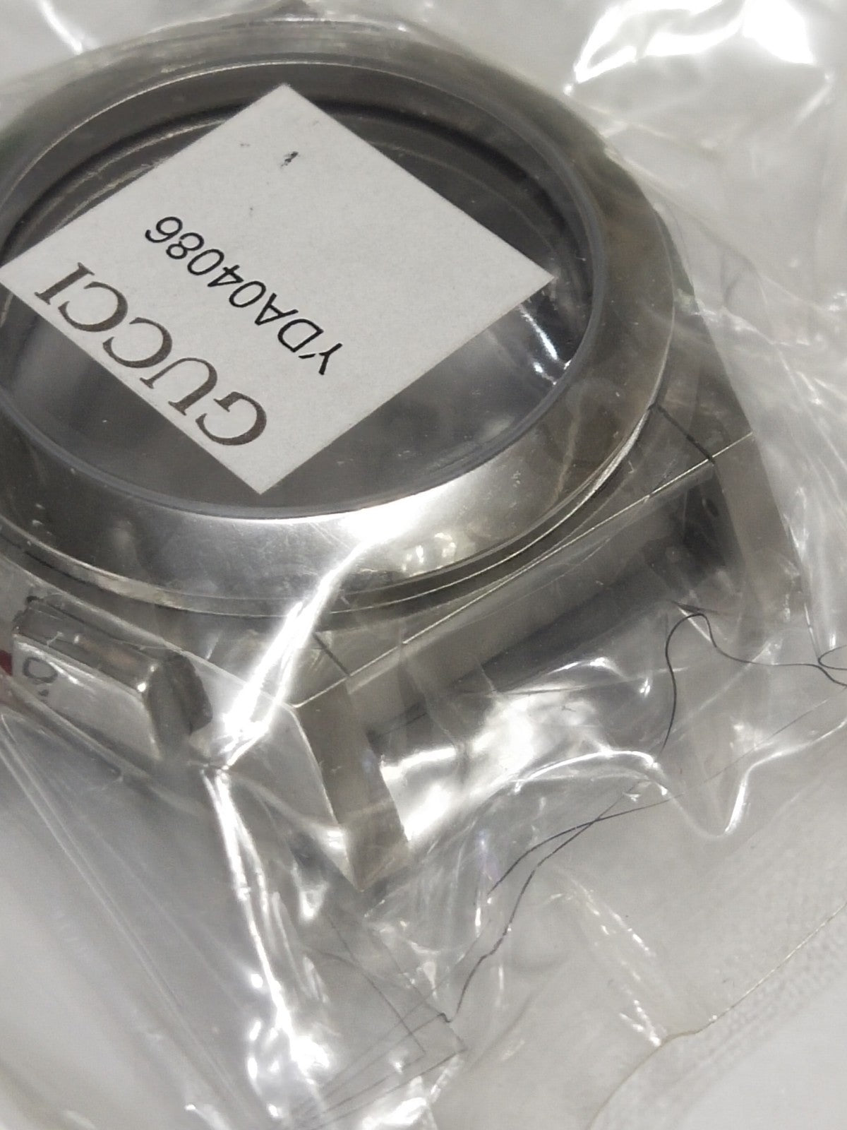 GUCCI Original / Complete Case/ Part No. YDA04086/Factory sealed 