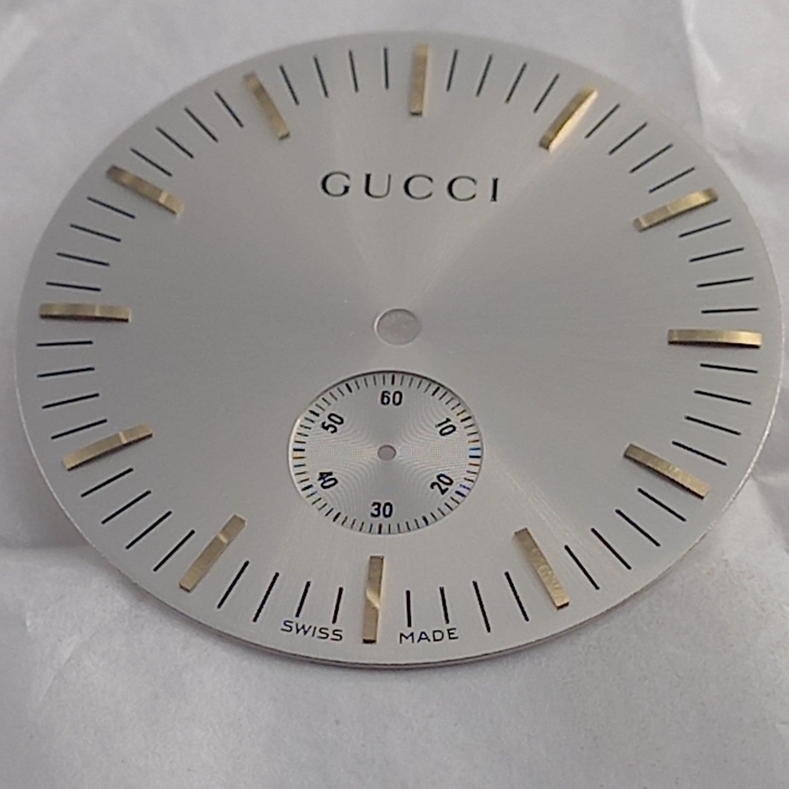 GUCCI Original /  Dail / Part No. 051./ Color  SILVER