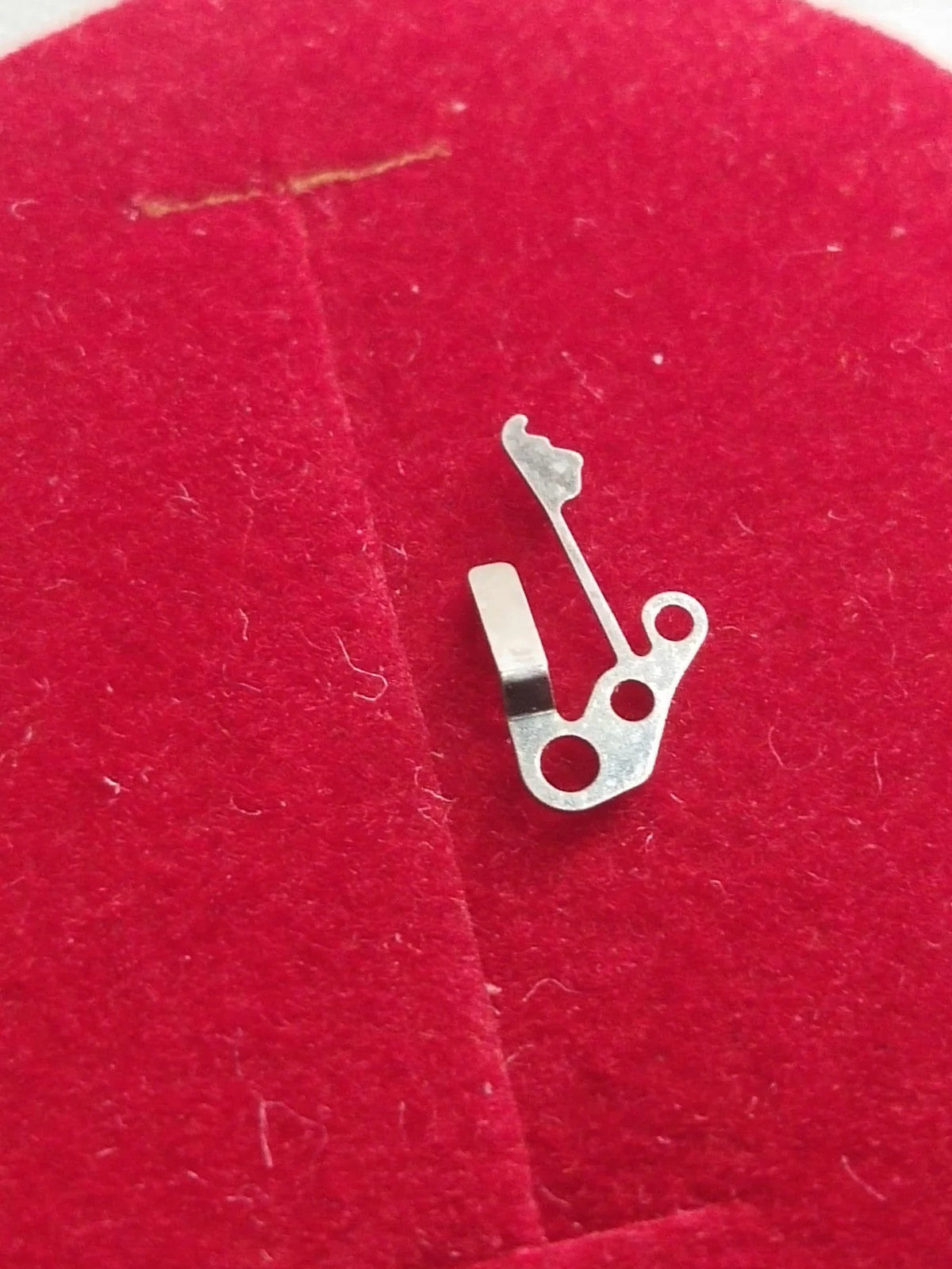 Seiko Part. 388 009 Sitting lever Spring Cal.0843A (1pc