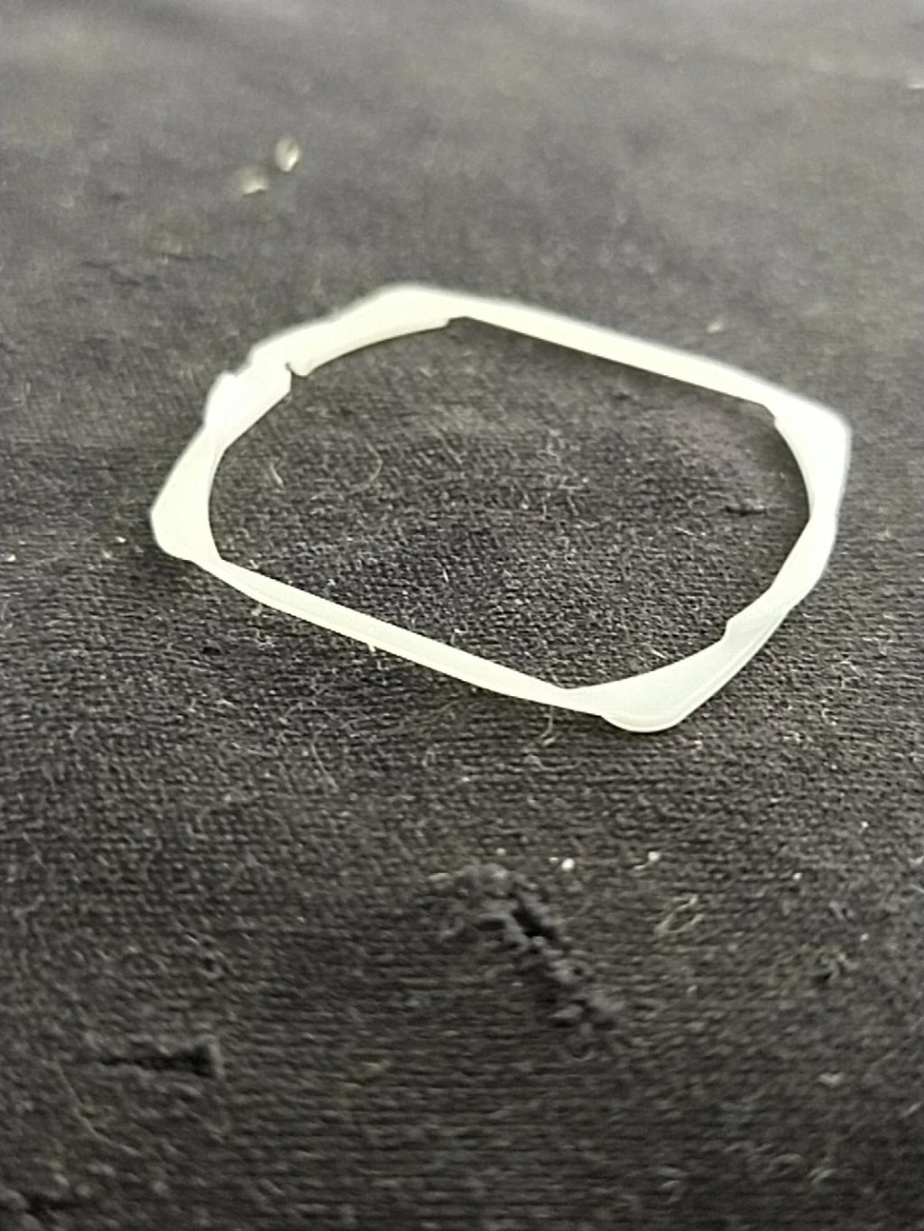 NOS Seiko Part . 8609 0590 / Holdingring For gasket