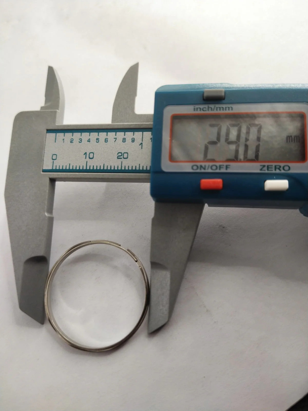 NOS Seiko Part . 8310 8945 / Case Ring