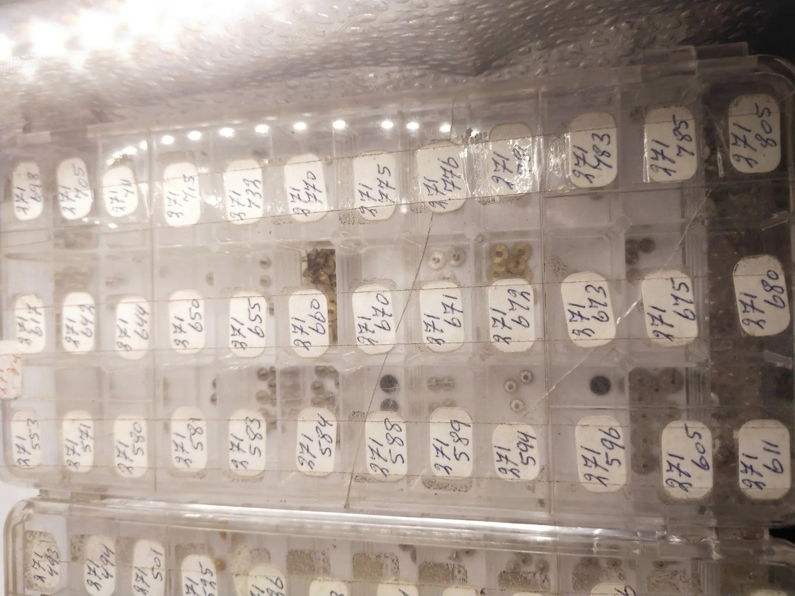 NOS SEIKO hour wheel Part 271 +++ Price from 25 to 40 per piece