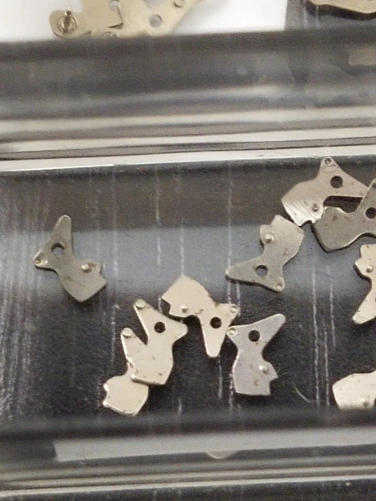 NOS SEIKO PARTS / Sitting lever/ Part . 383 710 / Cal . 2949A/2919A/2906A/1pc