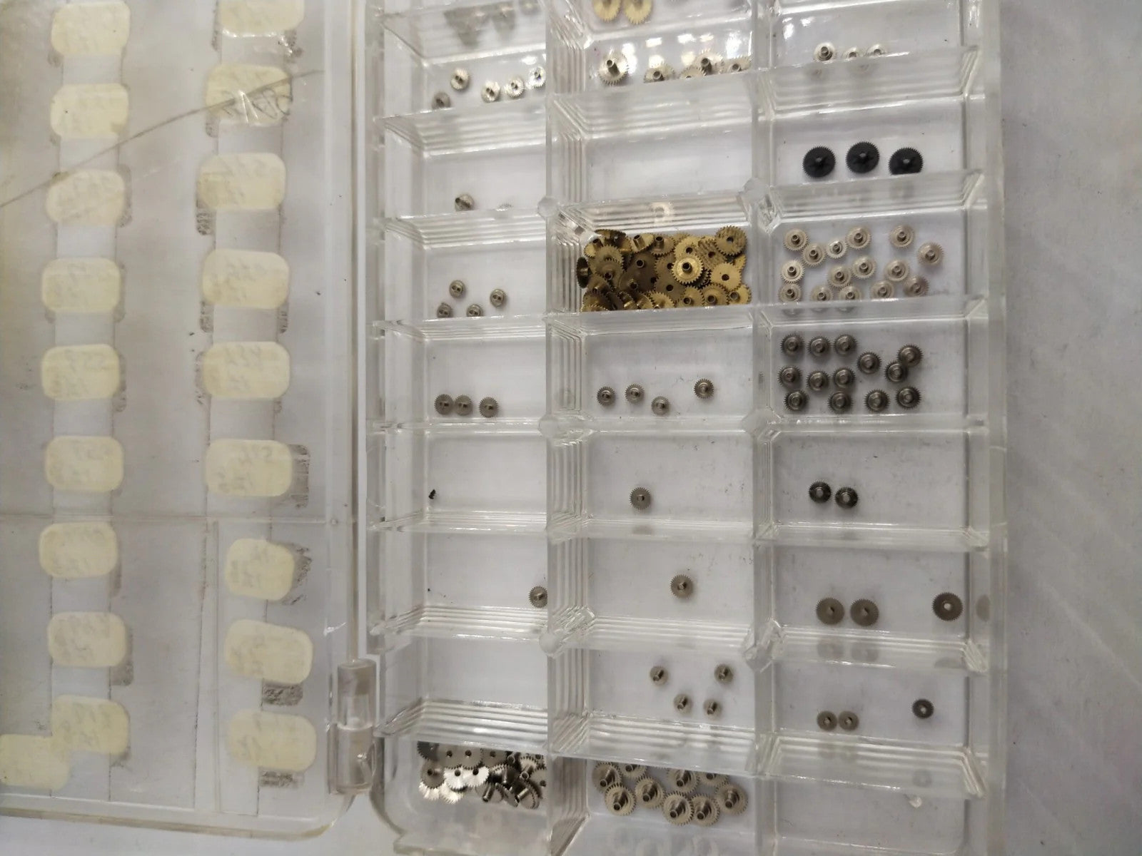 NOS SEIKO hour wheel Part 271 +++ Price from 25 to 40 per piece