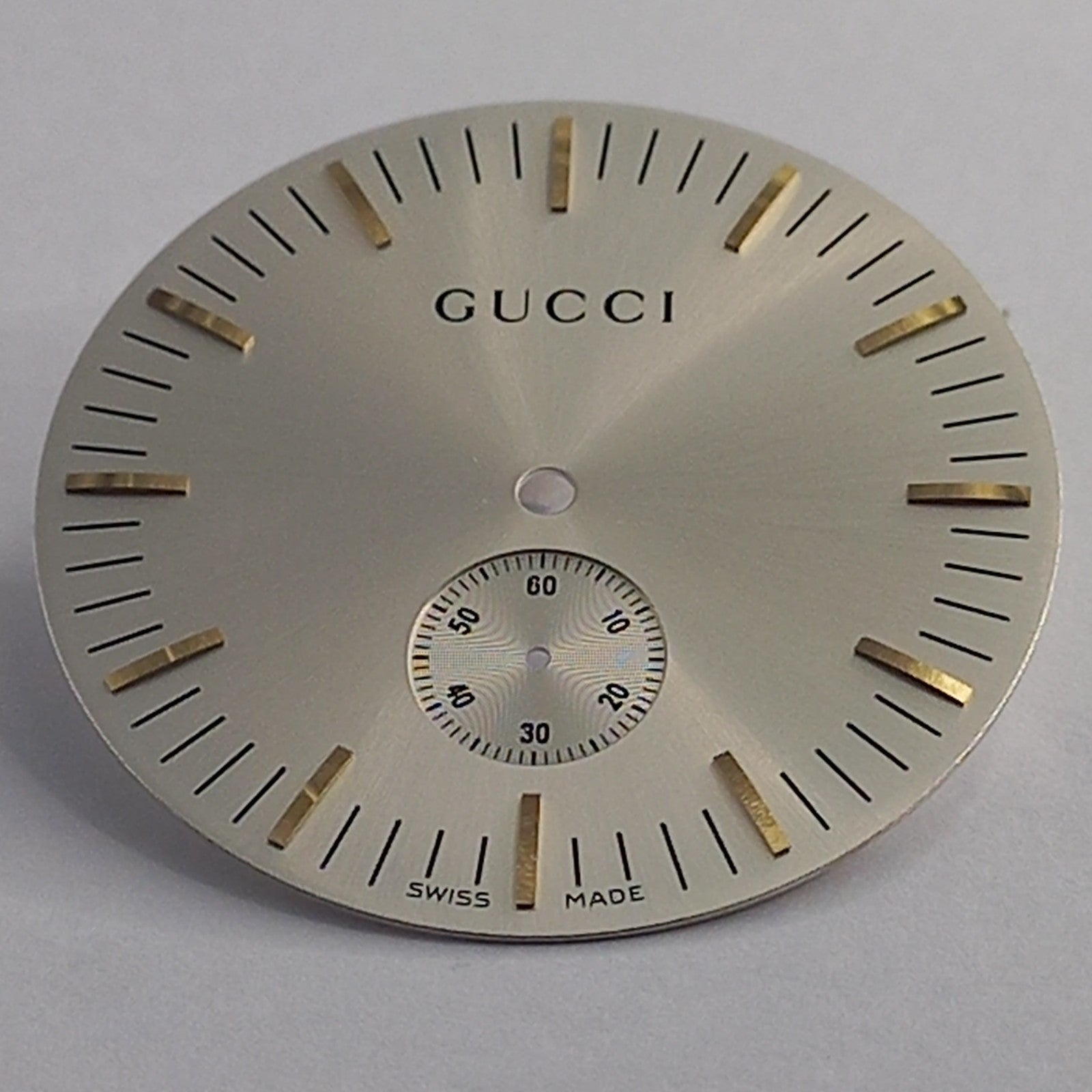GUCCI Original /  Dail / Part No. 051./ Color  SILVER