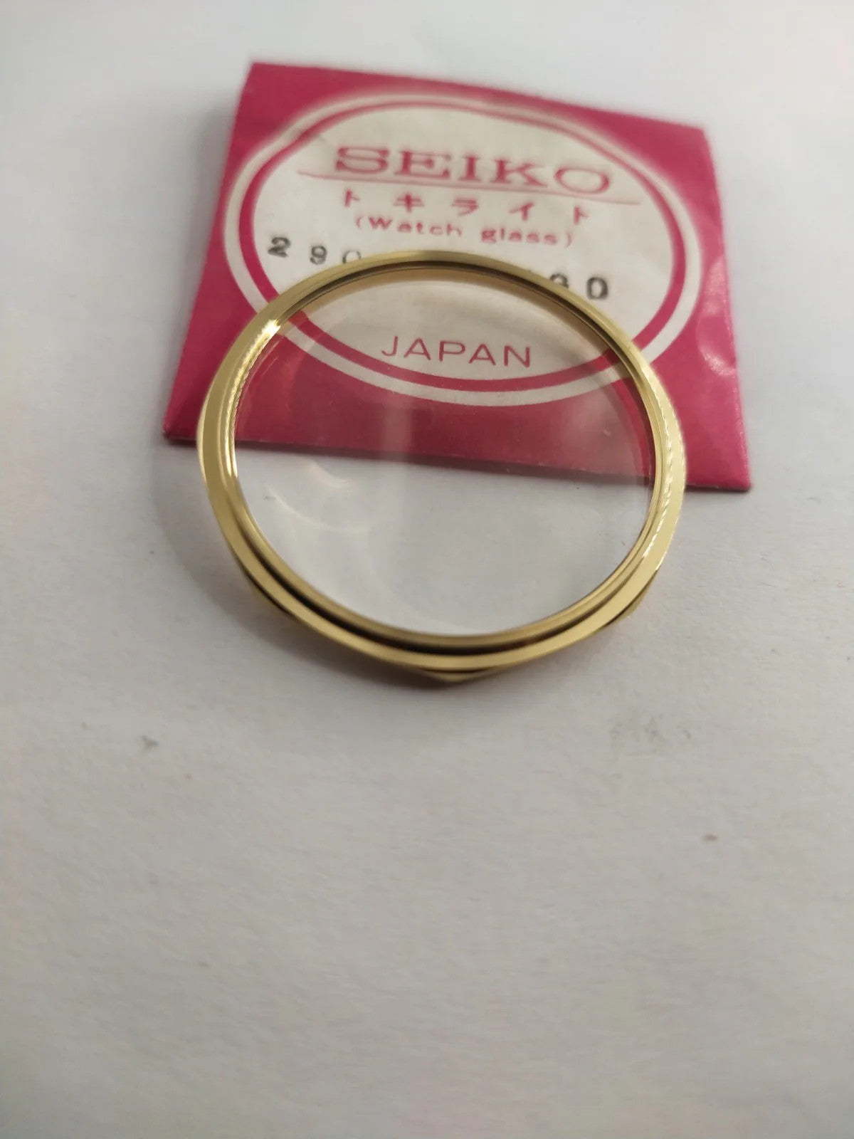 New Old Stok original Seiko glass 290R07GNG