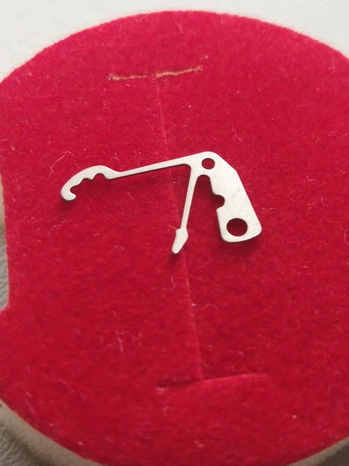 Seiko Part. 388 805 Sitting lever Spring /Cal.4005A/4006A/(1pc