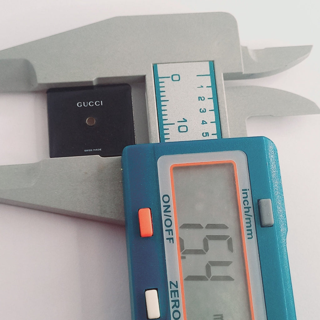 GUCCI Original /  Dail CAD.NOIR.600J/ Part No. 051.A373/ Color  BLACK