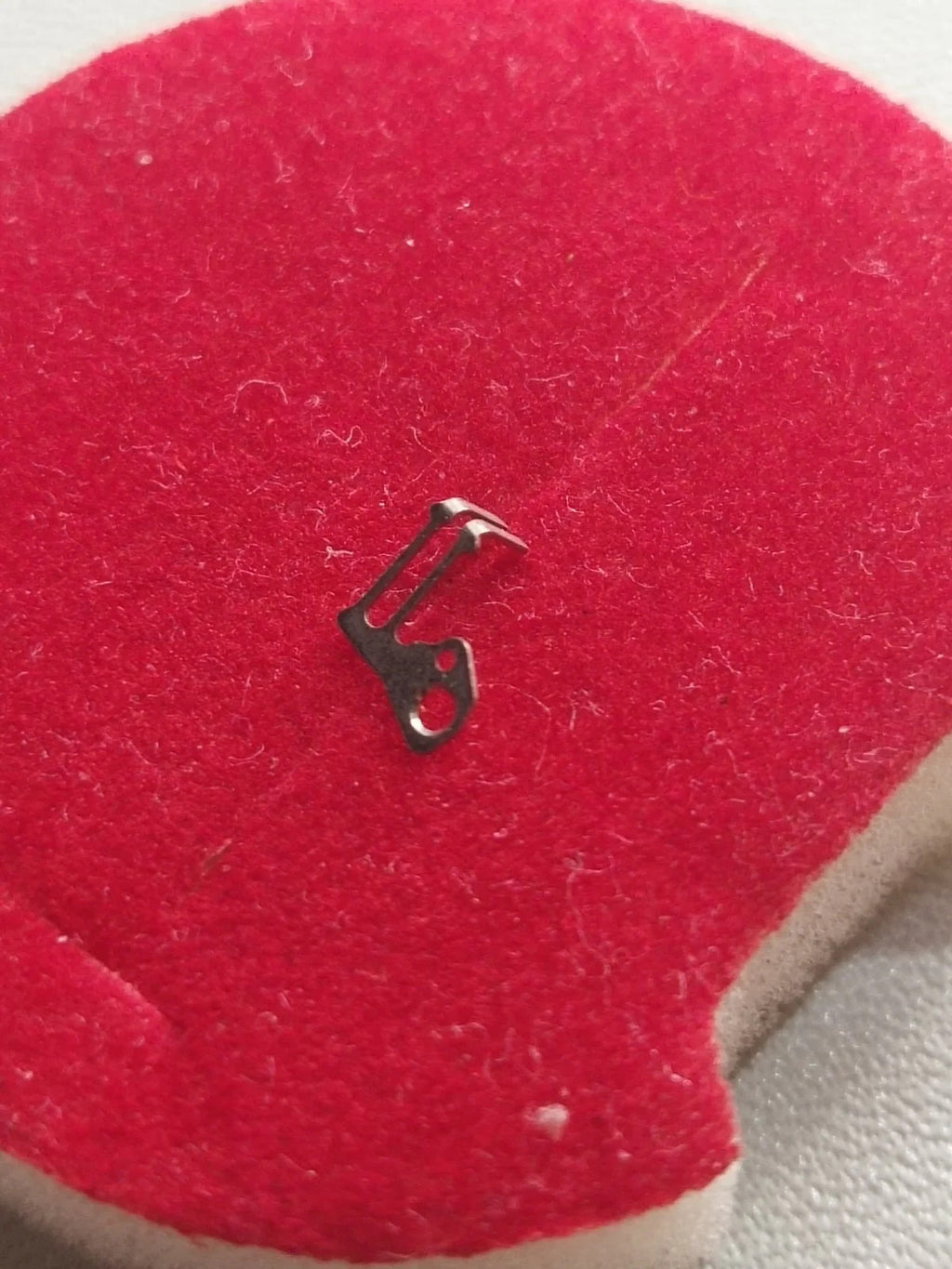 NOS Seiko Parts 735 460 /1pc