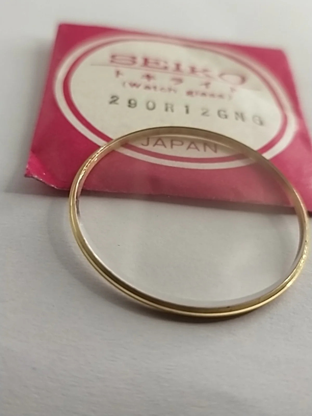 New Old Stok original Seiko glass 290R12GNG