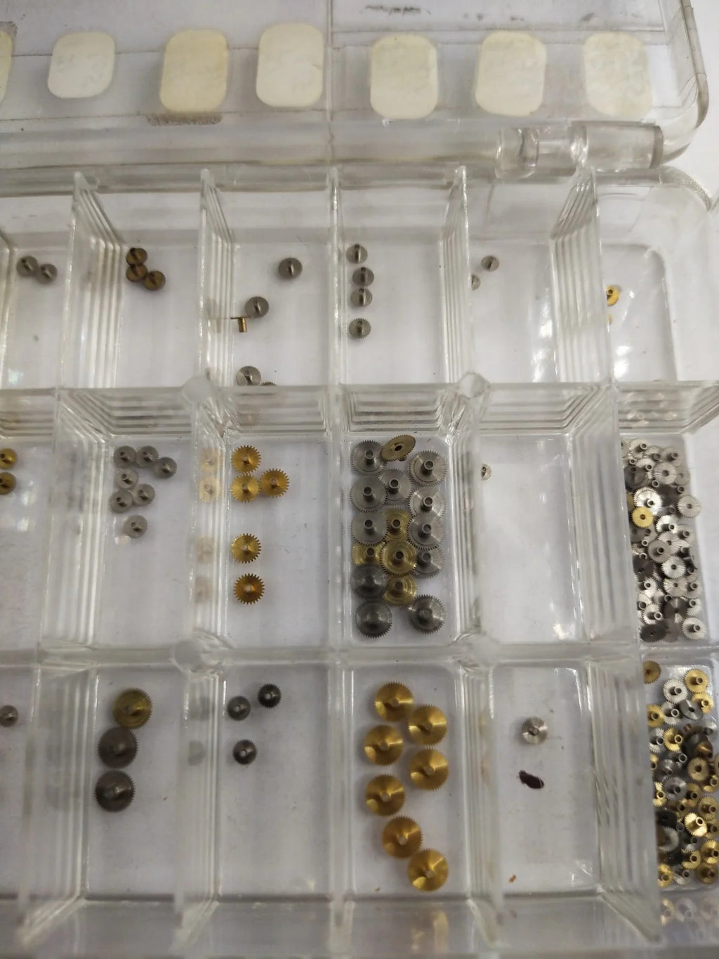 NOS SEIKO hour wheel Part 271 +++ Price from 25 to 40 per piece