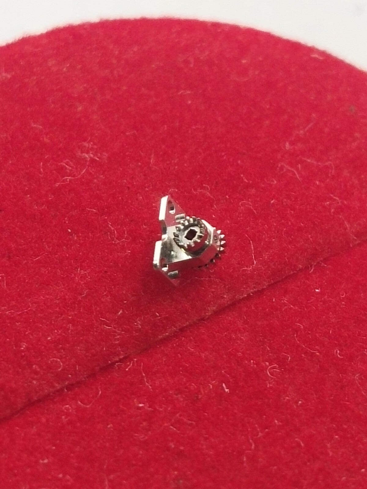 Rolex Cal./9001 204 / Winding Pinion /Genuine parts