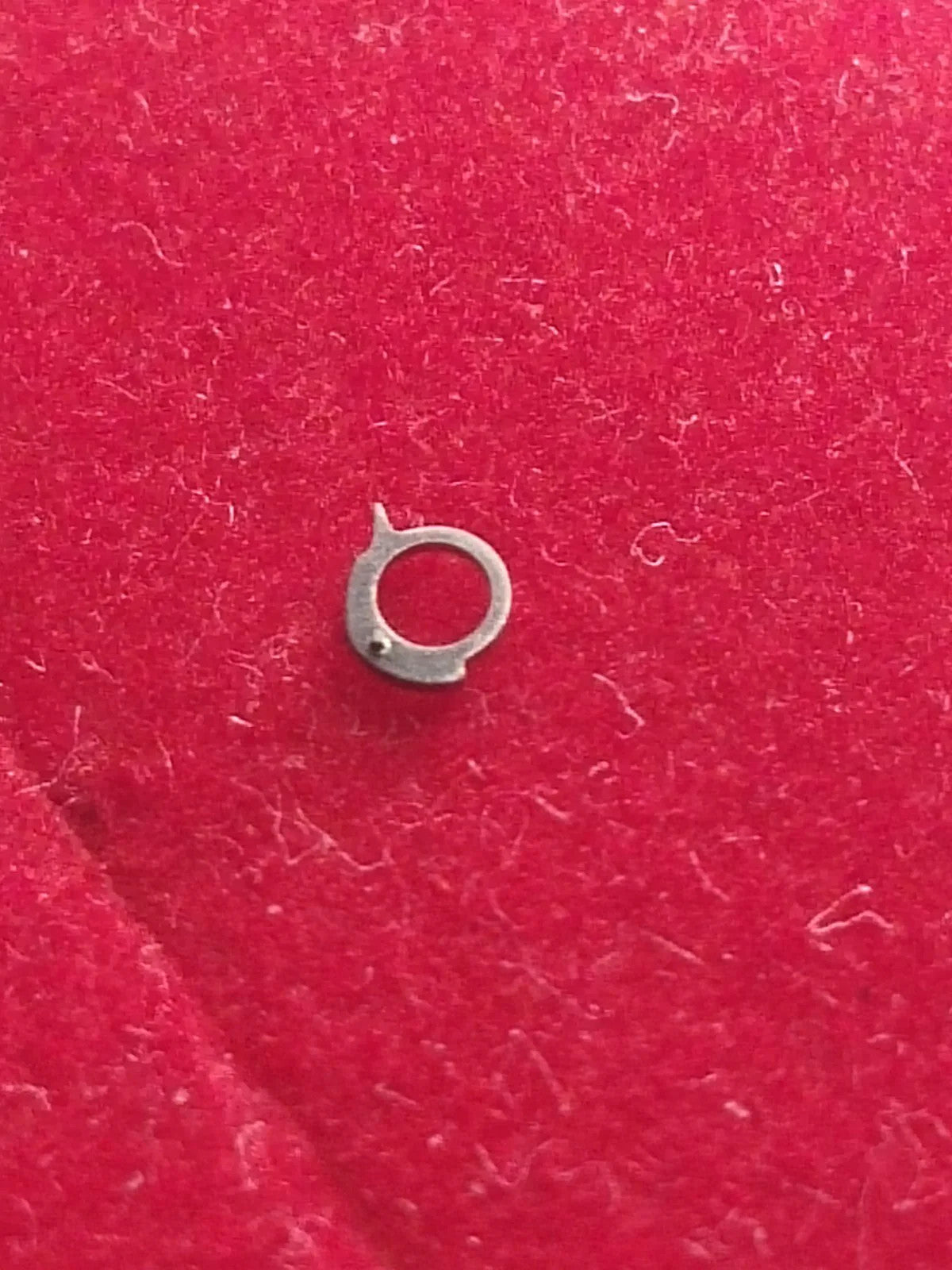 NOS Seiko Parts 556 260 /Cal. 2622A/2623A(1pc