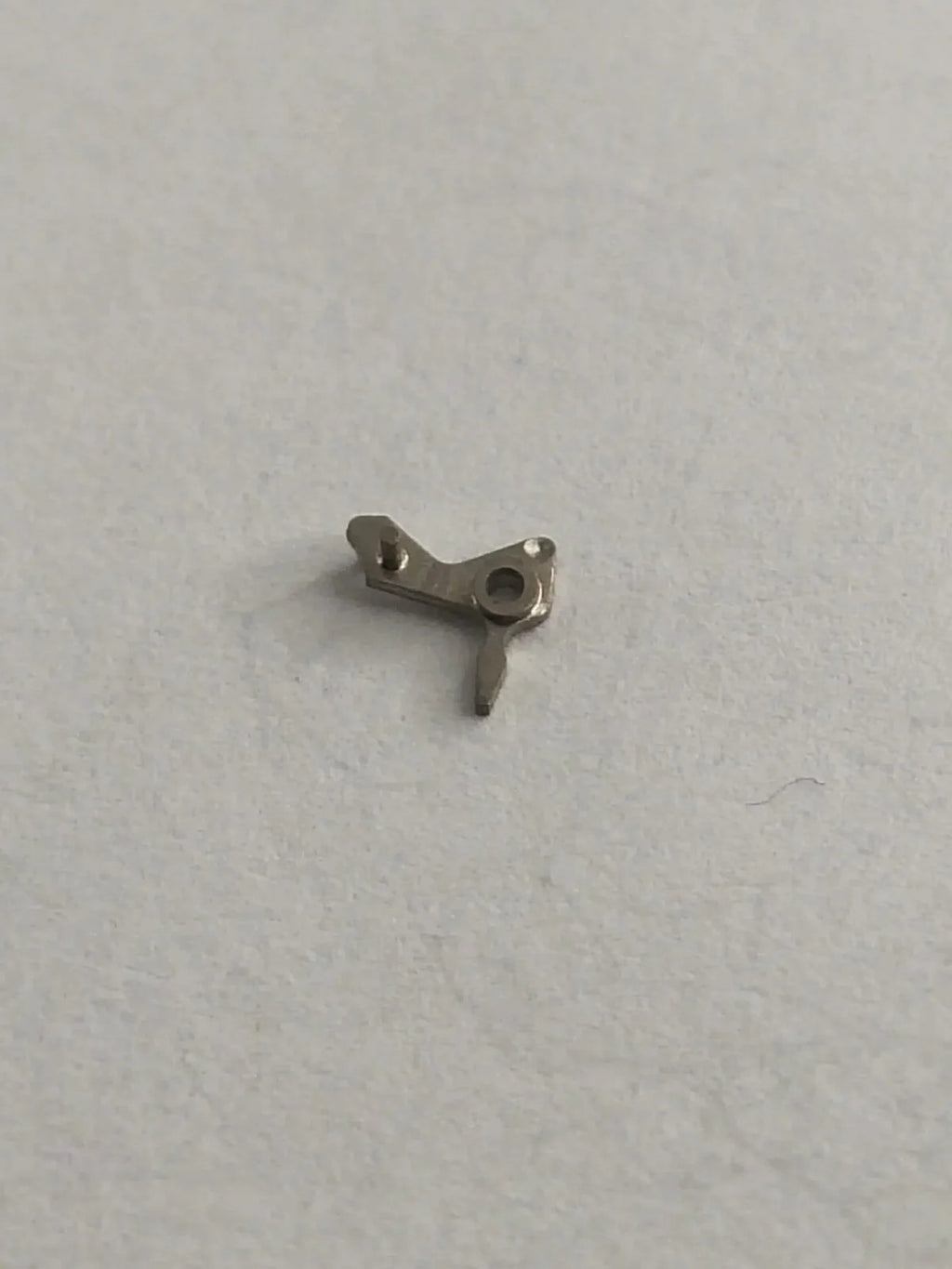 NOS SEIKO PARTS / Sitting lever/ Part . 383 351