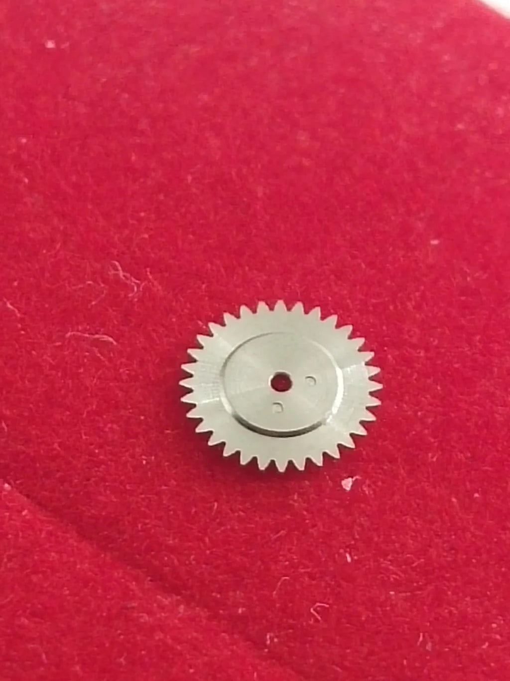 NOS Seiko Date Draiving wheel Parts 802 250 / 1 Pc