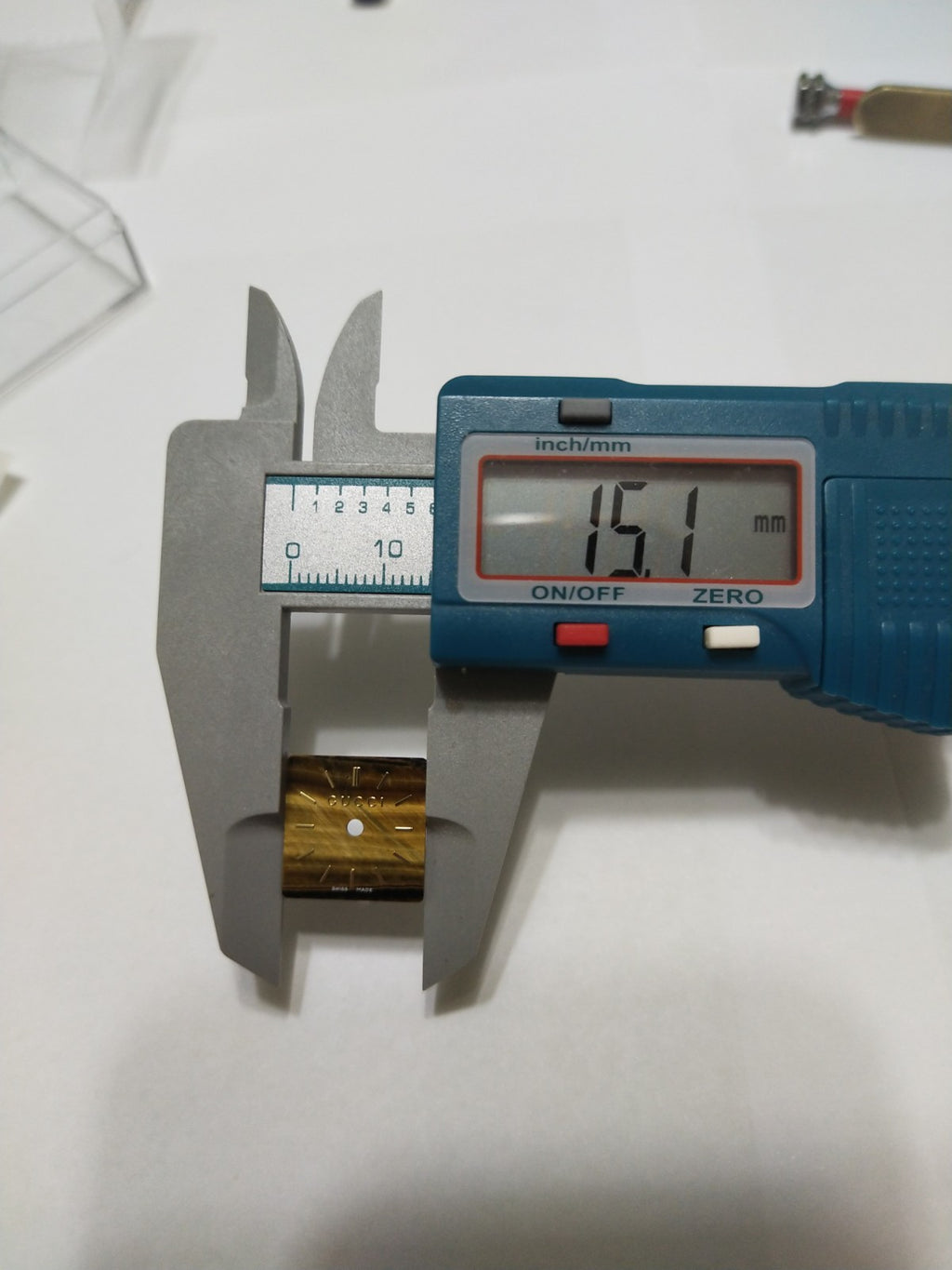 GUCCI Original / Dail   / Part No. YDA05207/  wood color 