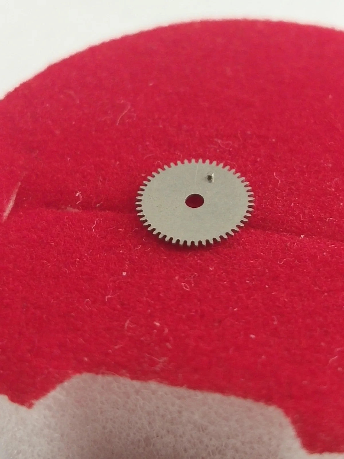 NOS Seiko Date Draiving wheel Parts 802 005 / 1 Pc