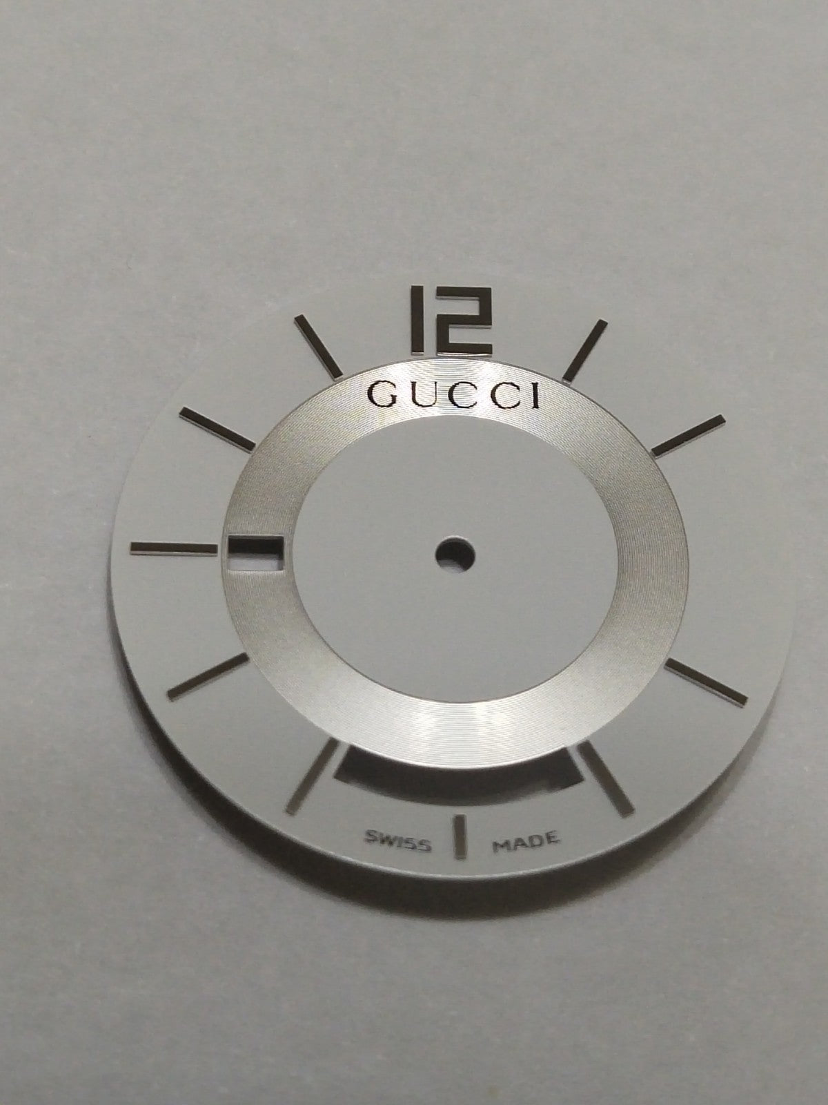 GUCCI Original / Dail /Day Date  / Part No. YDA05065/  white color 