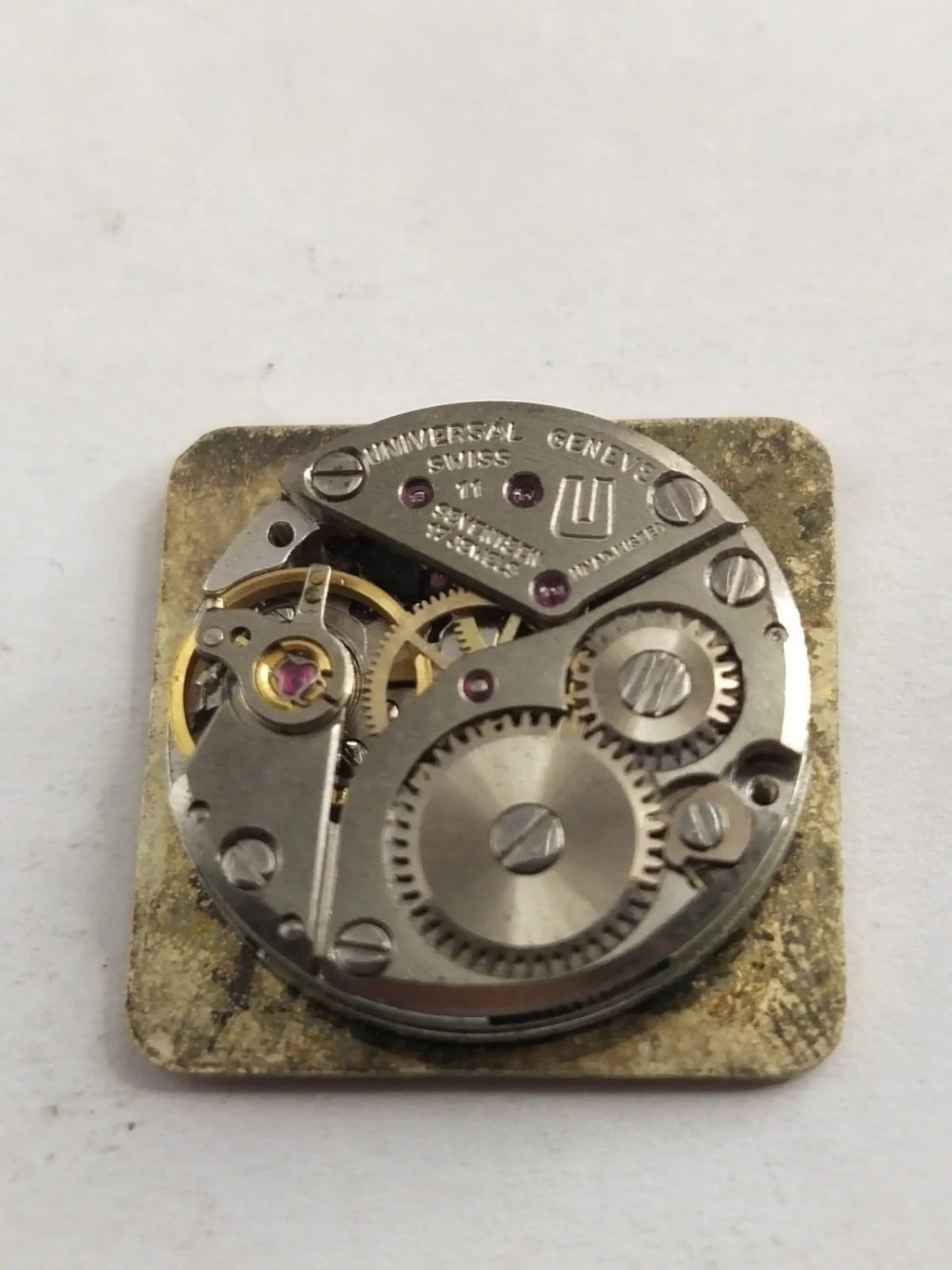 Universal manual movement Cal / 11 / With dial and hands /works well /