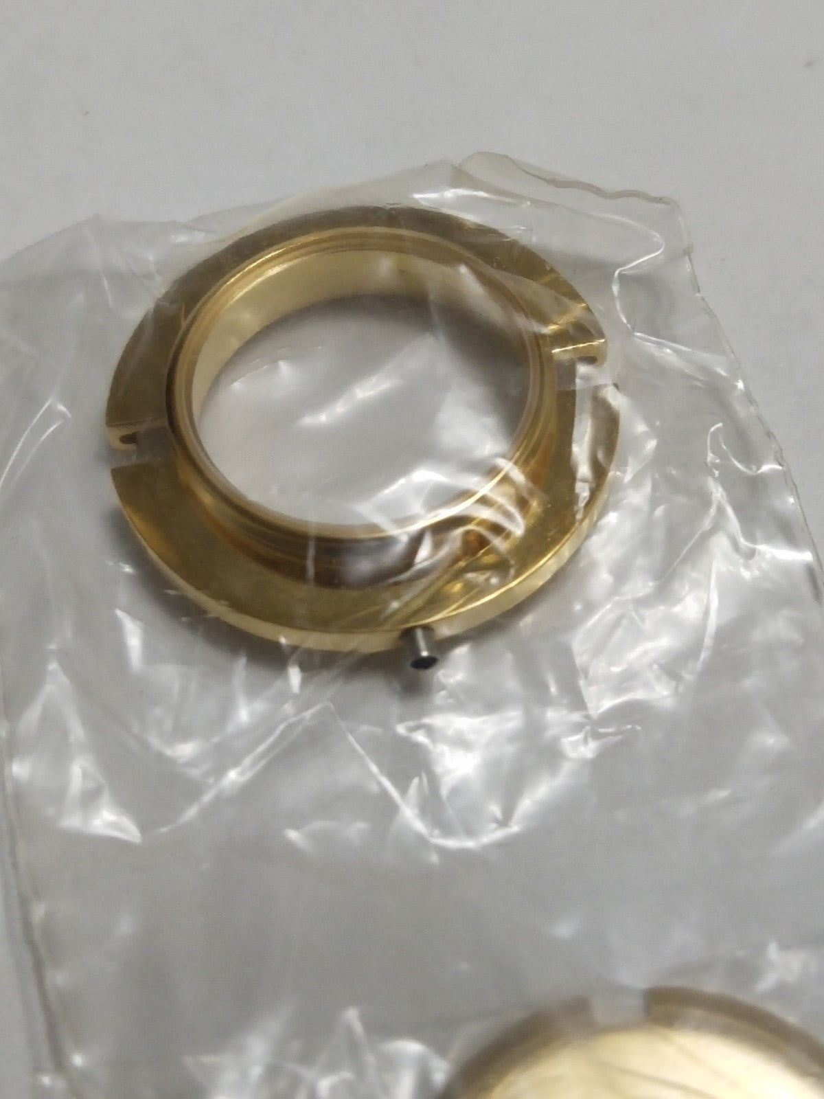 GUCCI Original / Complete Case/ Part No. 11/12.2  Gold color 