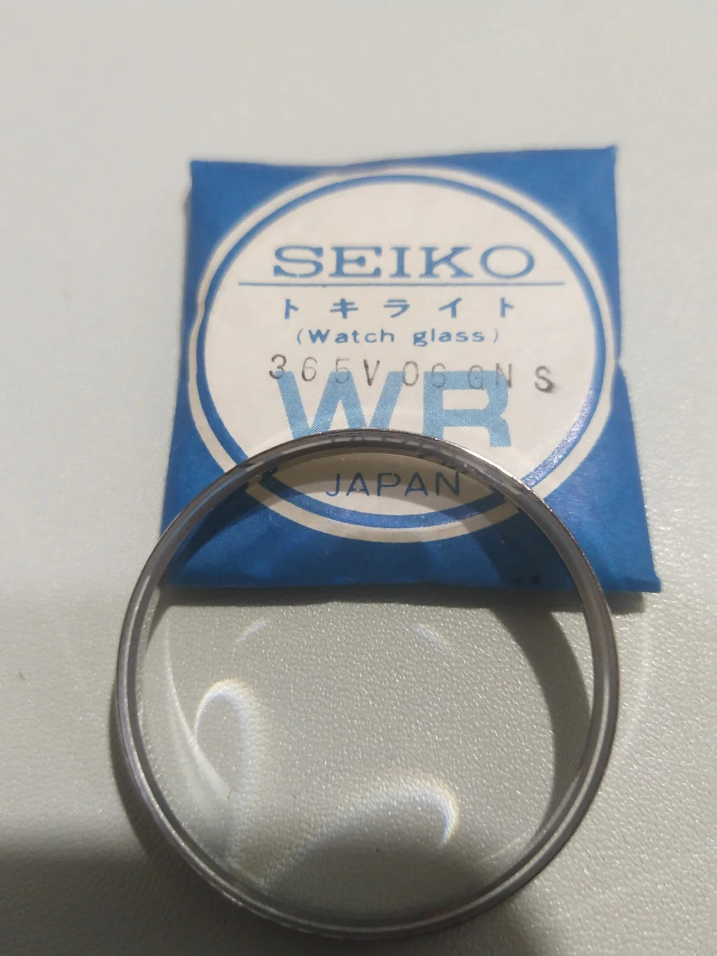 New old stock original Seiko glass 365V06GN