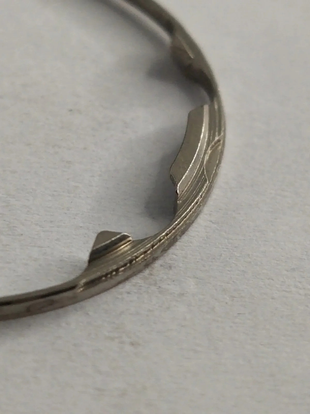 NOS Seiko Part . 8609 9821 / Holdingring For gasket