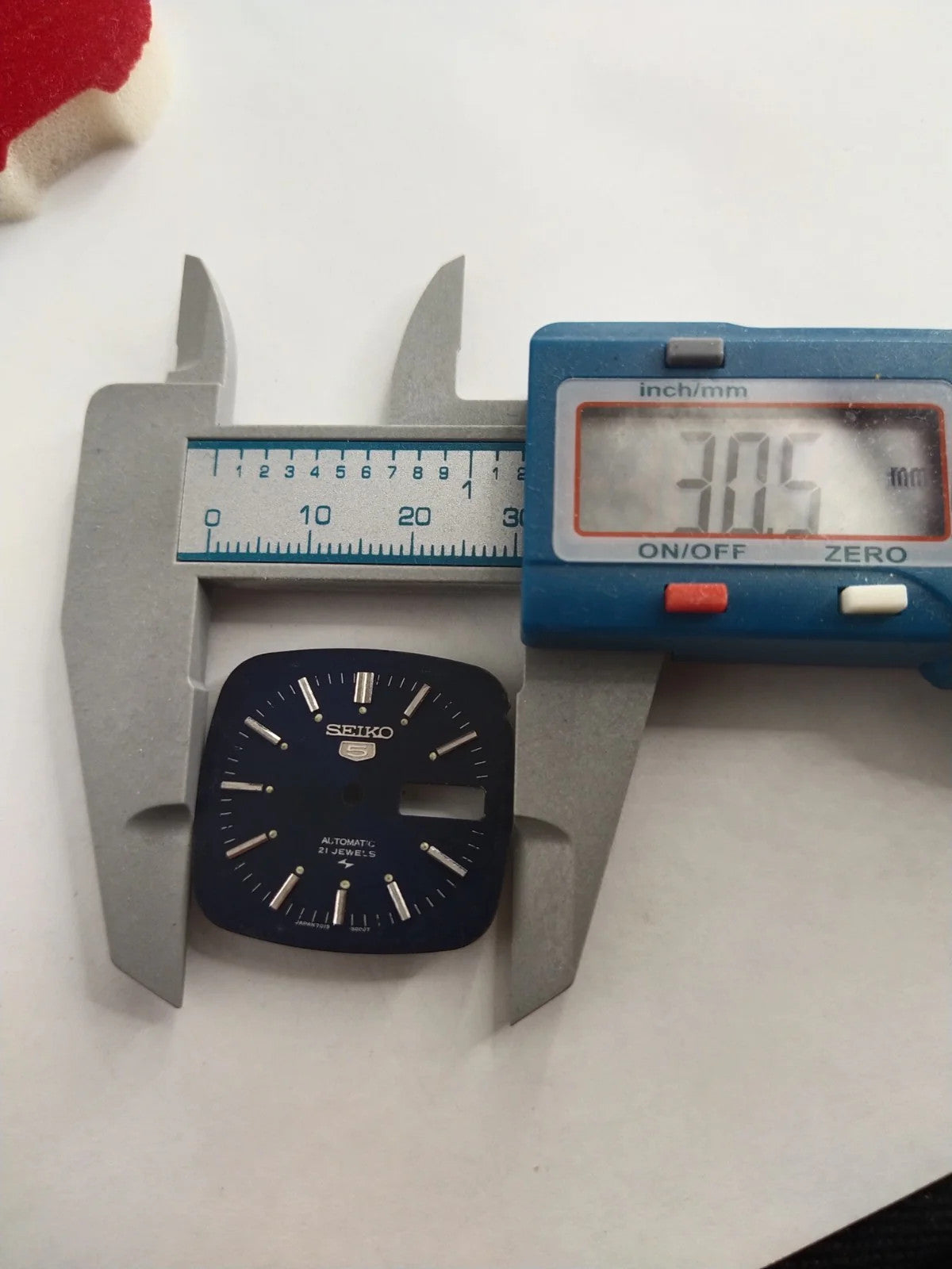 Original Seiko Dial 7019-5000T black color / used