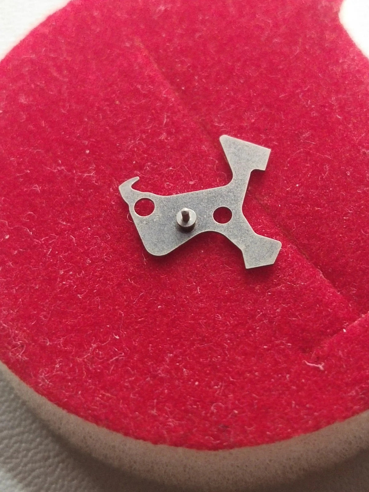 NOS Seiko Parts 585 610 Cal. 6138A/1pc