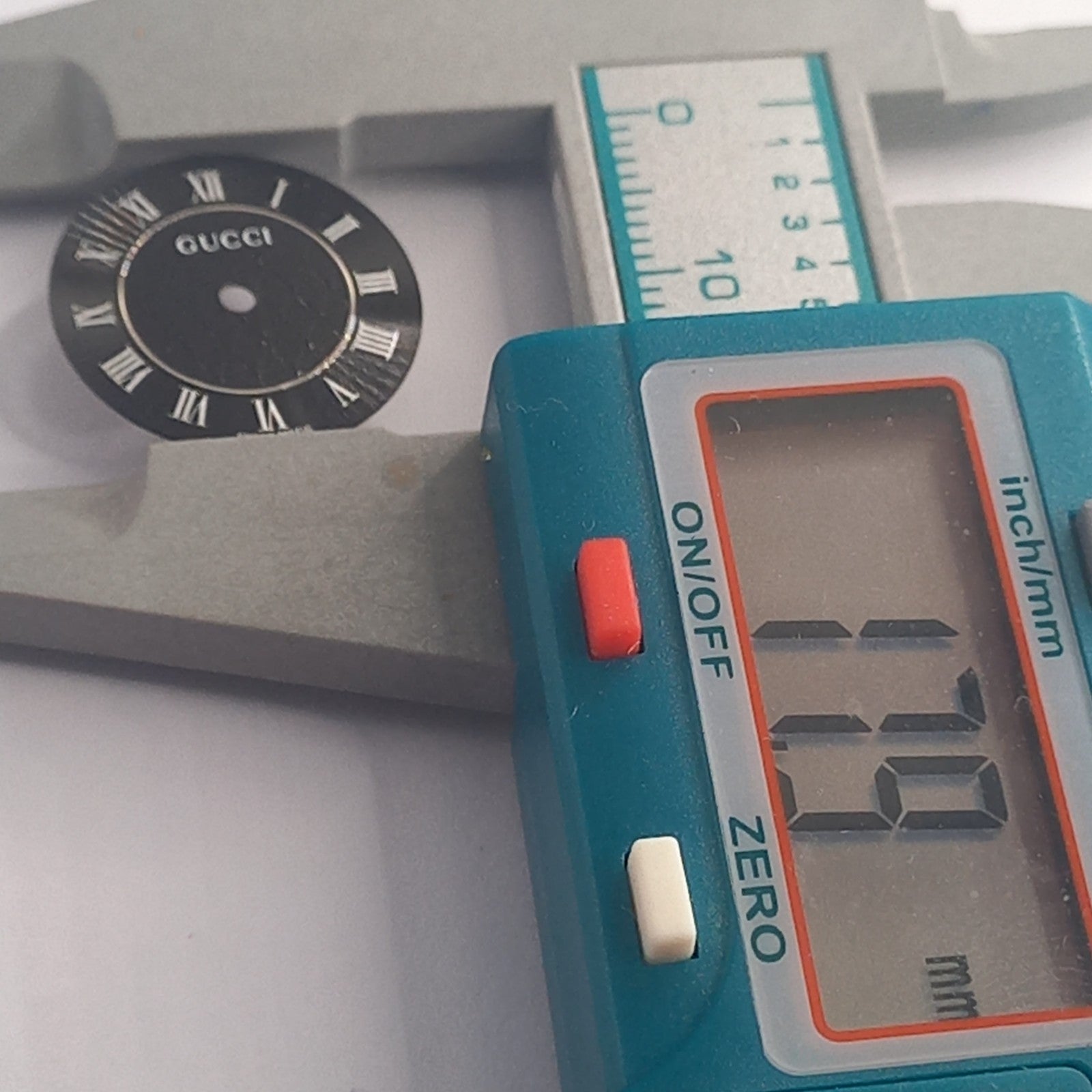 GUCCI Original/ CADRAN NOIR 051.ACIER 2000L / Part No. 051.A356/ black color 