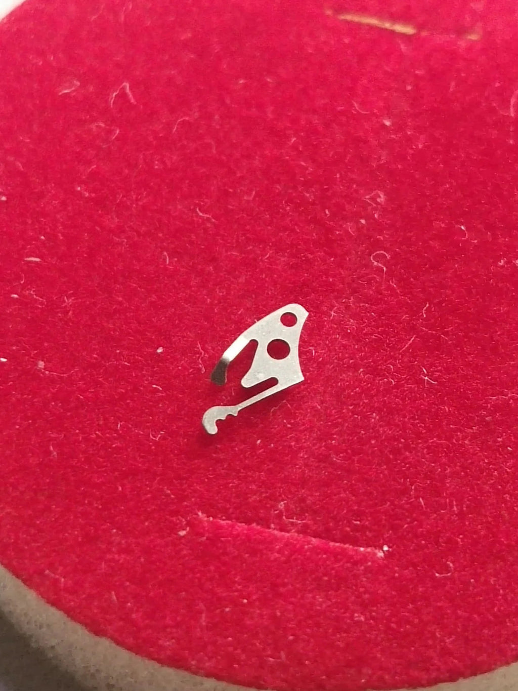 Seiko Part. 388 140 Sitting lever Spring Cal. 14A/14C/14A (1pc