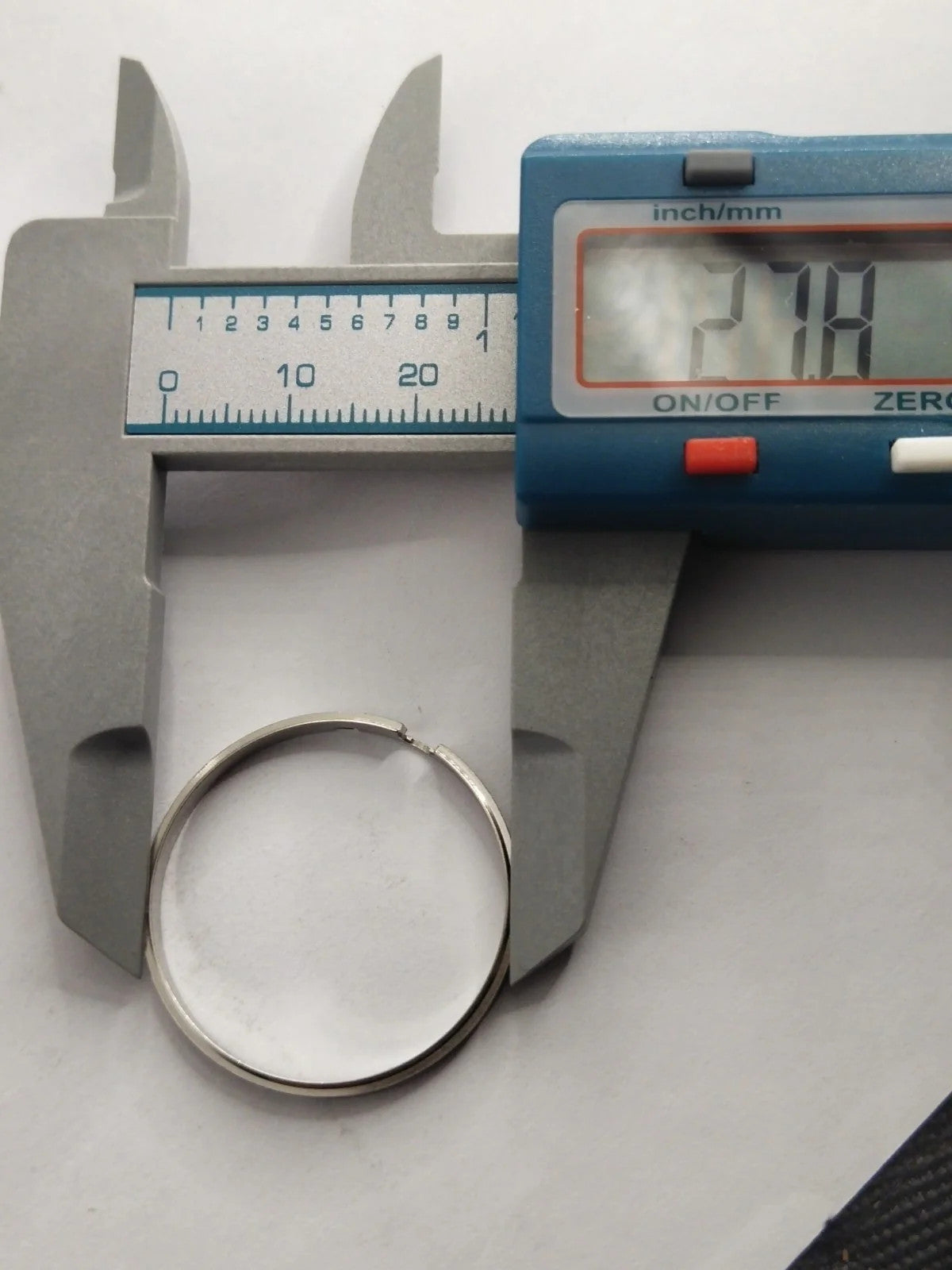 NOS Seiko Part . 8310 8865 / Case Ring