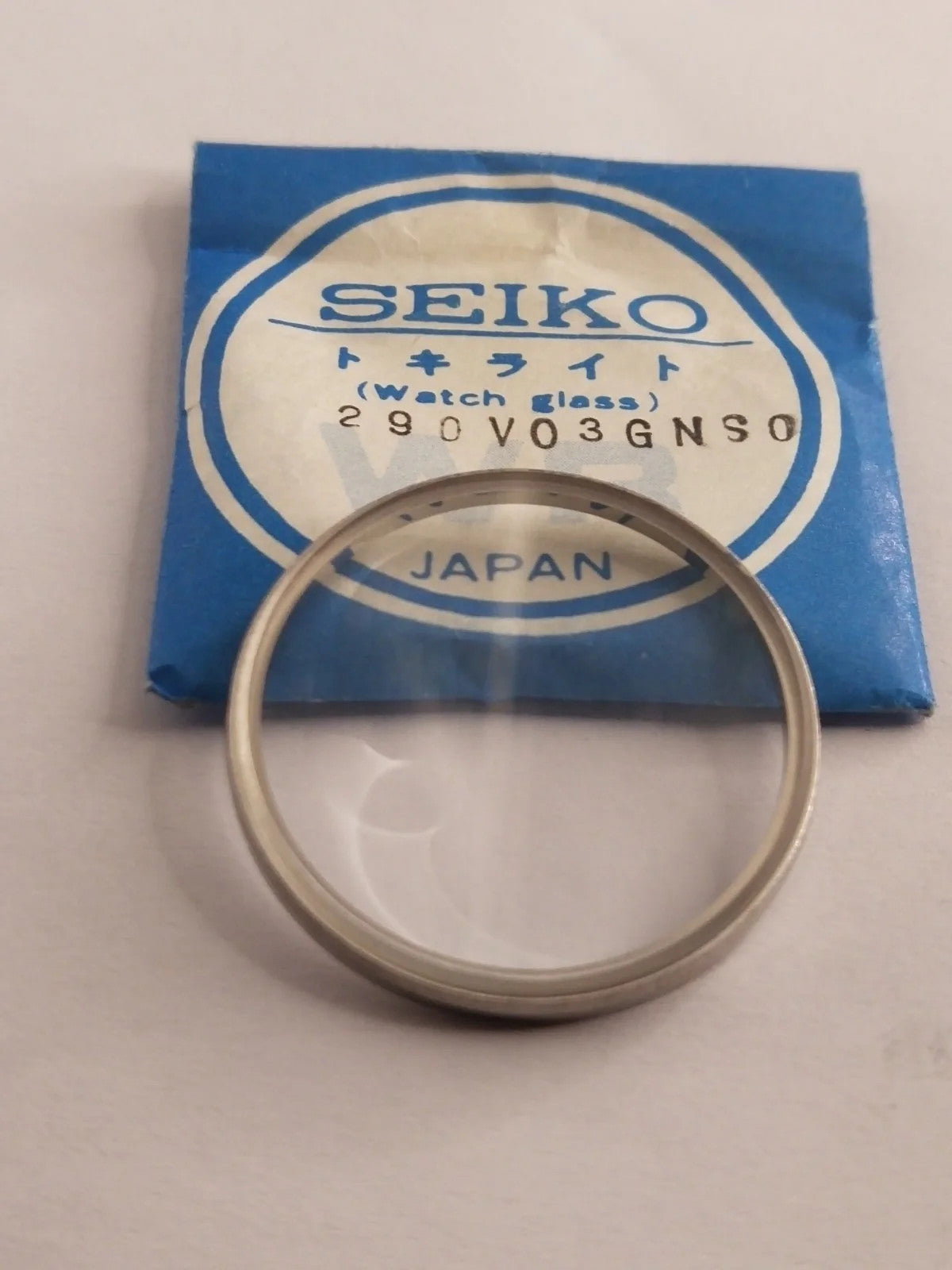New Old Stok original Seiko glass 290V03GNS