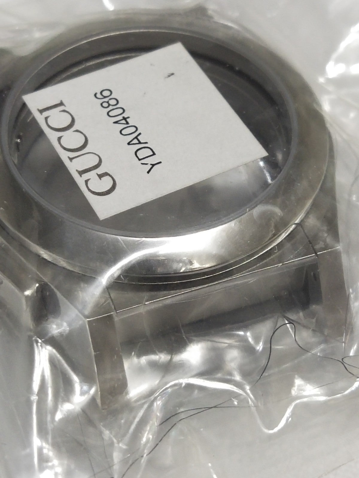 GUCCI Original / Complete Case/ Part No. YDA04086/Factory sealed 