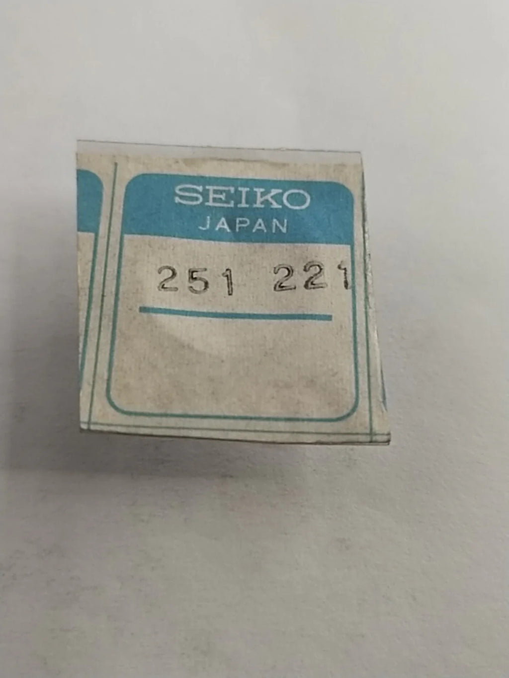 New Old Stock Original Seiko 2202A /2201A/Part's Escape Wheel 251 221